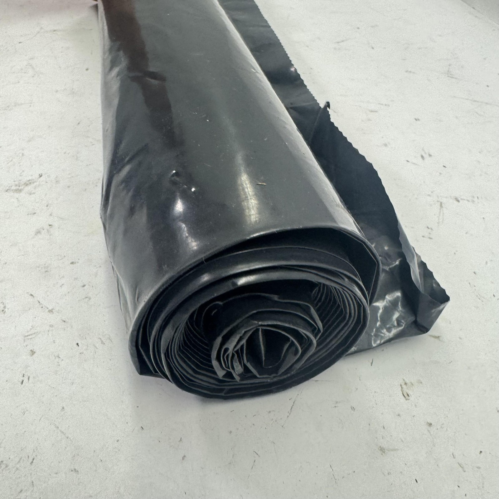 Roberts Moisture Barricade 6 Mil Polyethylene 10×12 ft Flooring Underlayment Fil