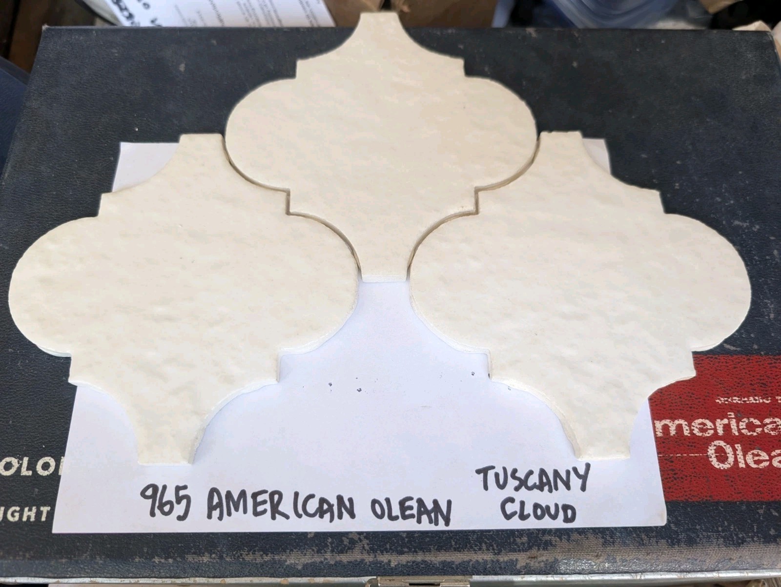 2 pcs Tuscany Cloud #965 American Olean Bumpy White Arabesque Valencia USA 1980s