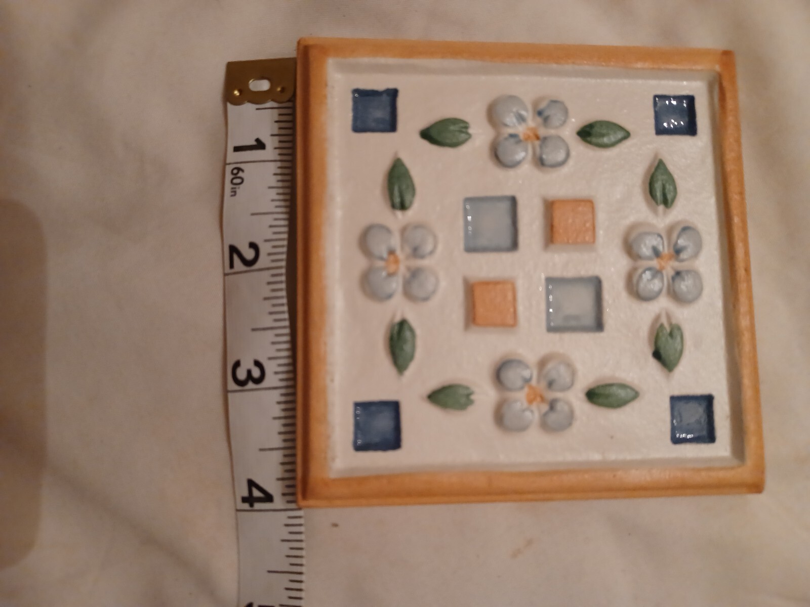 11 pieces – Decorative Ceramic Tile 3 7/8 X 3 7/8 inches – flowers & squares
