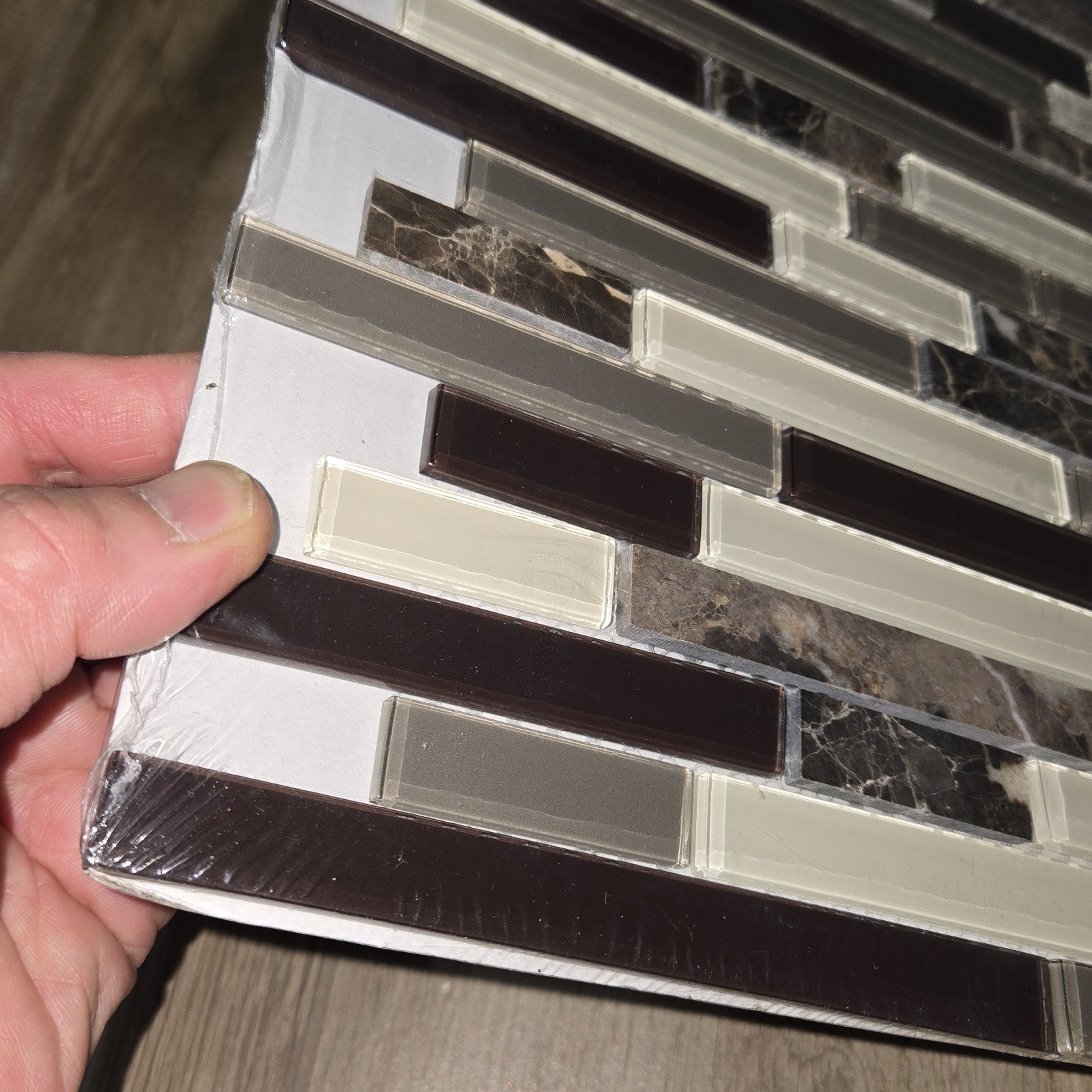 6 Sq Feet -American Olean Linear Mosaic Tile Glass Stone Black Brown Cream 12×13