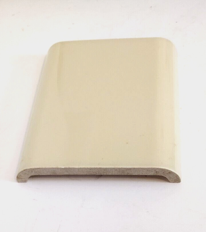 1 Wheeling Double Corner Ceramic Saddle Tile Cap U Shape Pale Yellow 6-1/8″ Vtg