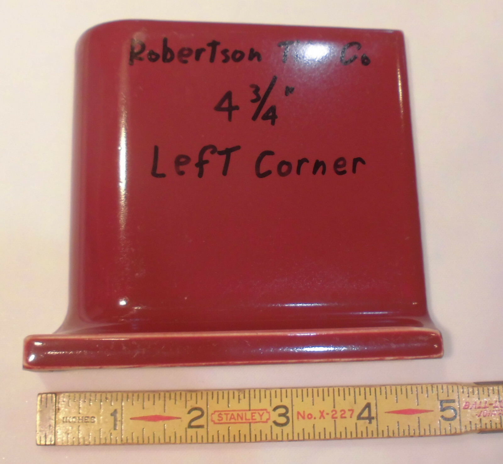 1 pc. Cove-Base Ceramic Tile *Dubonnet – Dark Burgundy* Radius Left Corner