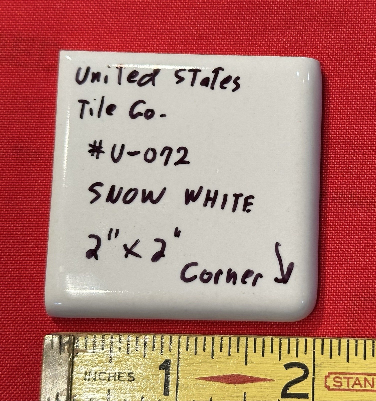 1 pc. Glossy Snow White: 2″ X 2″ X 5/16″ Ceramic Surface Bullnose Corner Tiles