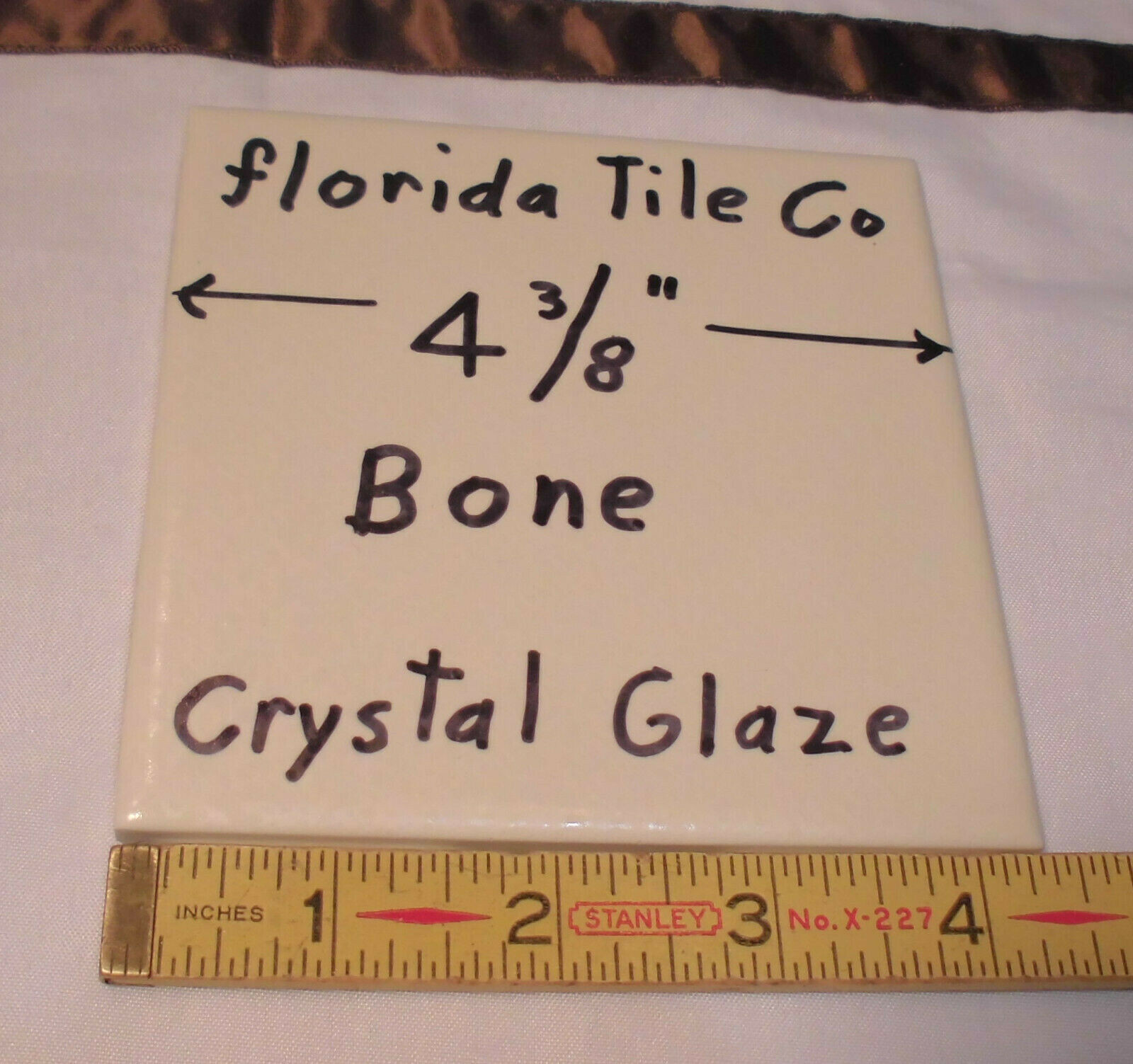 1 pc. *Bone* Ceramic Tiles 4-3/8″ Crystal Glazed by Florida Tile Co. (NOS) USA