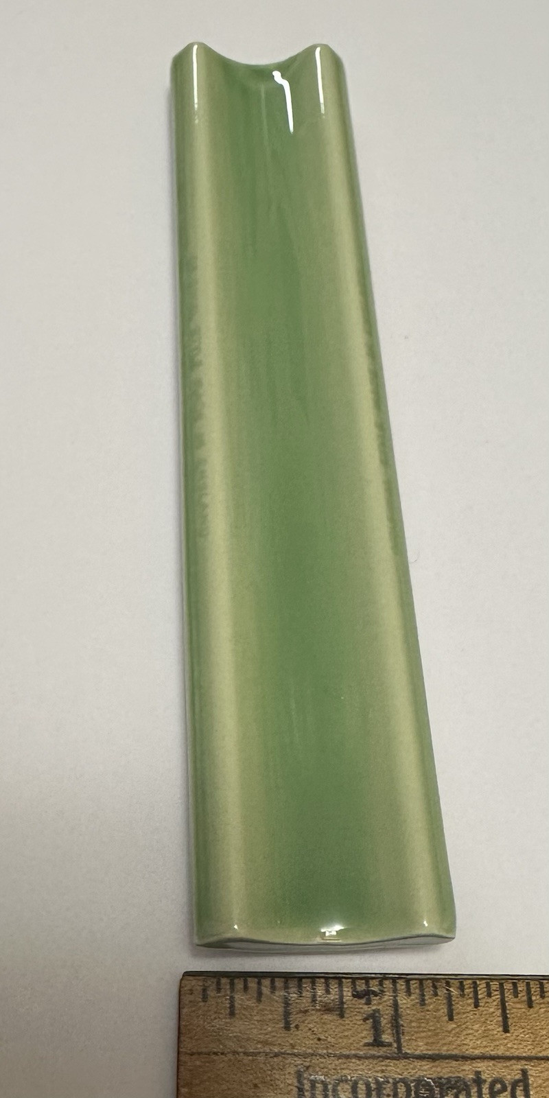 1 pc. Lime Green: Ceramic inside Corner / Quarter Round Tile 1″ X 6″ England