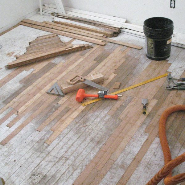 VINTAGE Old 1960’s SOLID WOOD FLOOR FLOORING 2″ Wide STRIPS Construction Remodel