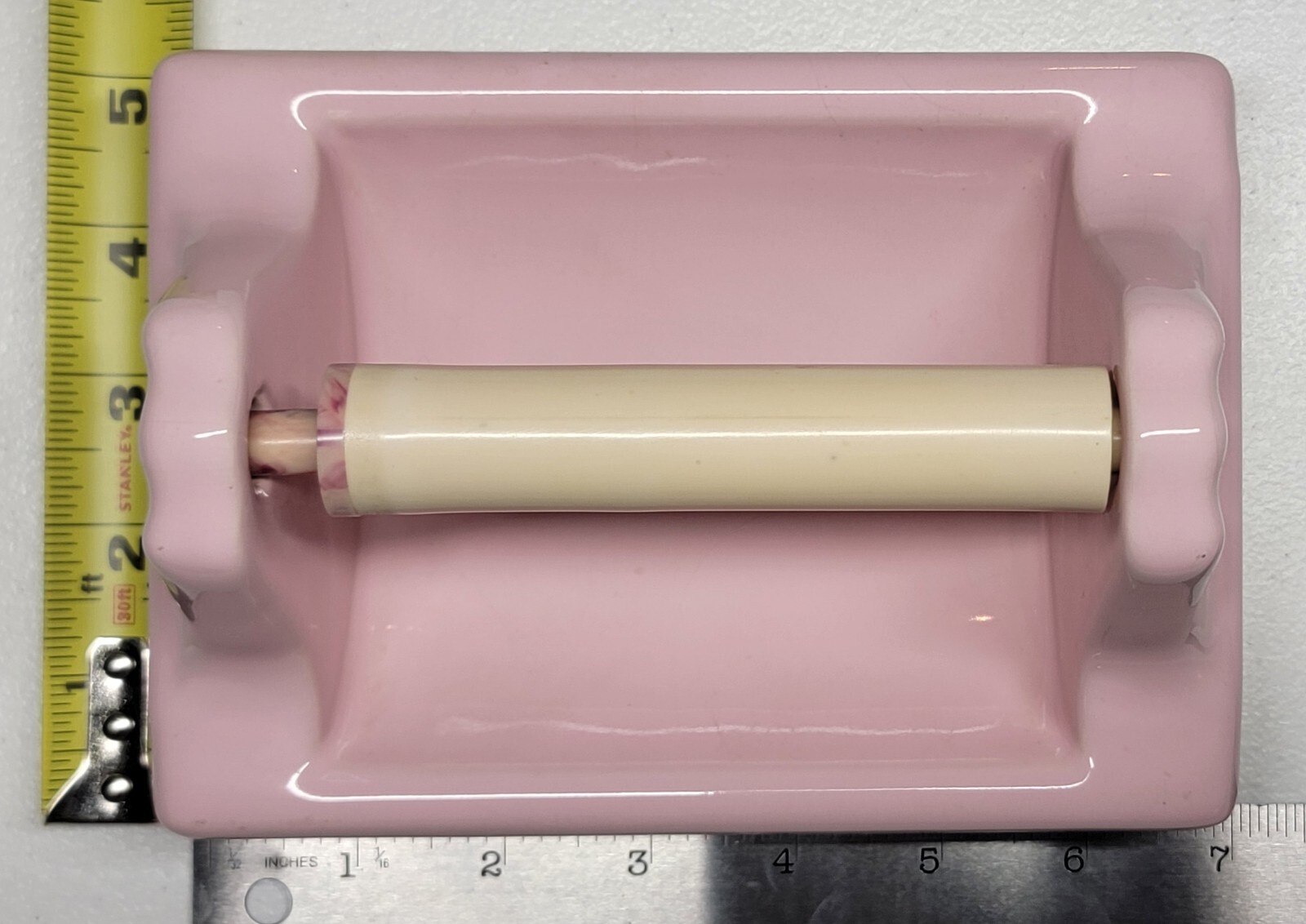 Romany Spartan Glossy Coral Pink Toilet Roll Holder (Pristine Shape)