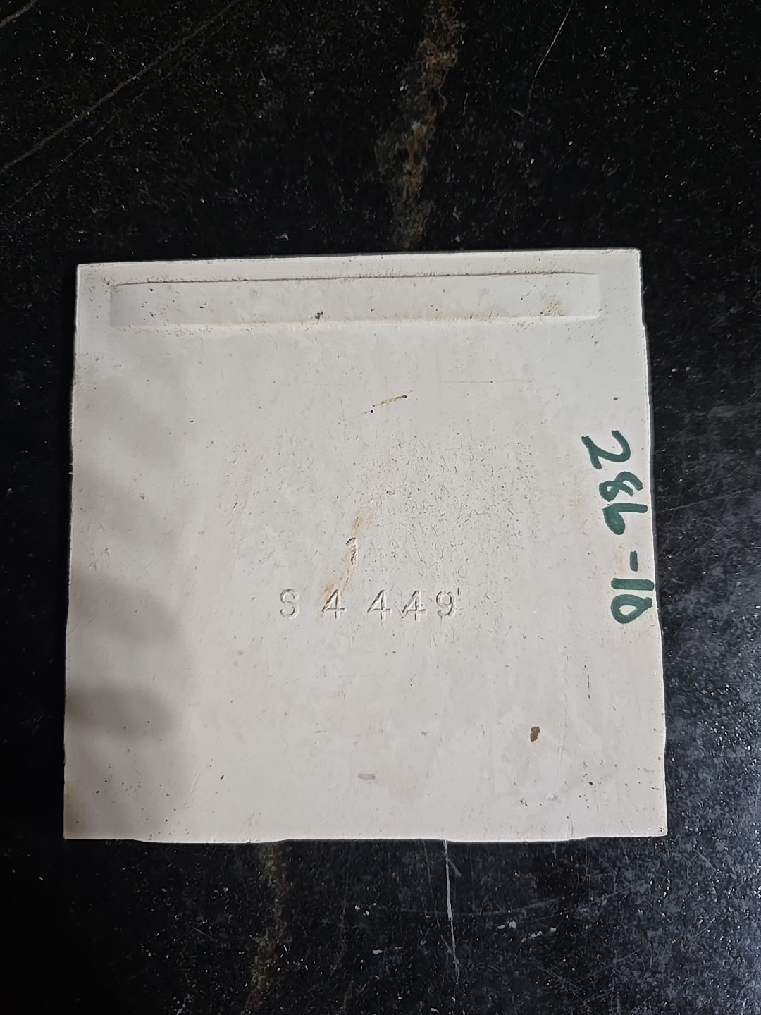 Vintage 4 3/8″ Bullnose Self Spacing Buckwheat W/gold Specks Tile NOS Robertson