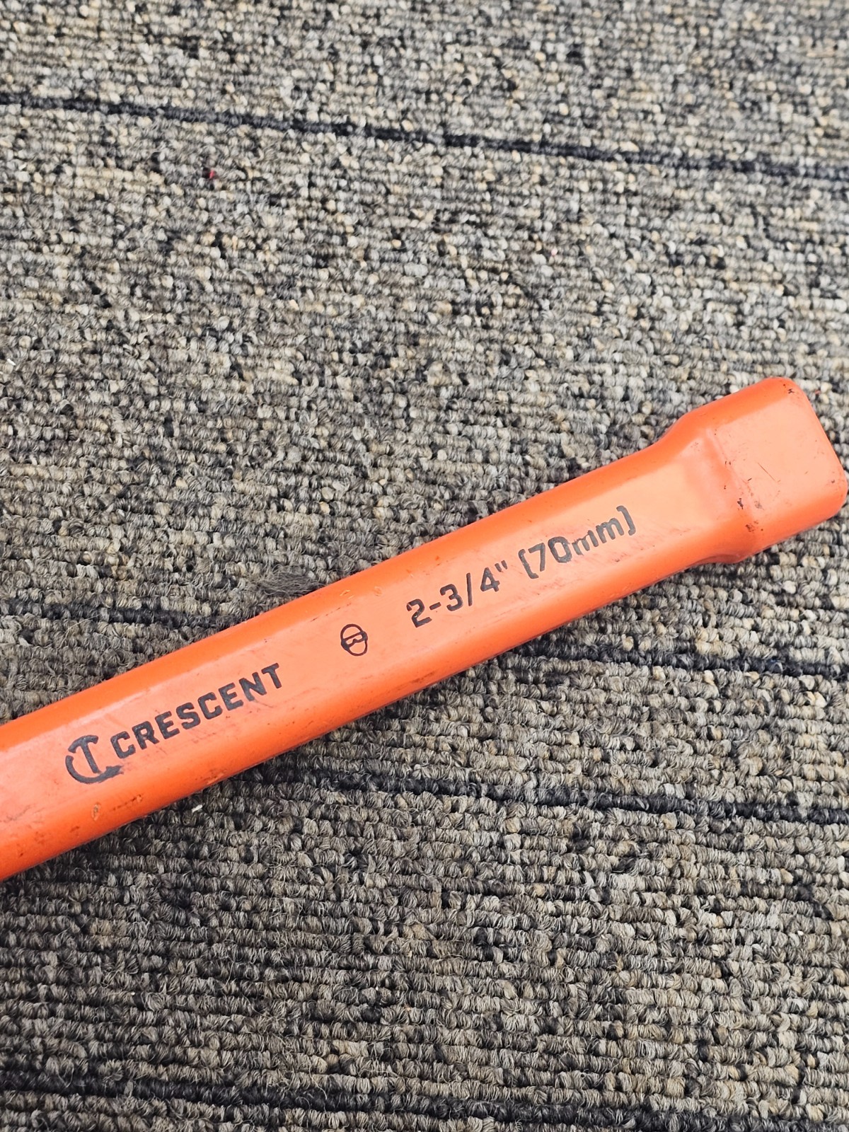Crescent 2-3/4″ x 12″ [70mm] Heavy Duty Flooring Chisel