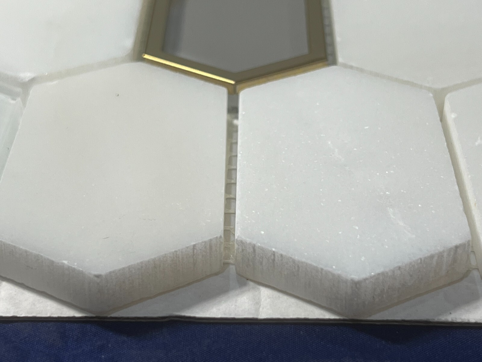 S15 White/Grey/Gold Marble Glass Hexagon Mosaic Tile Kitchen Bathroom, 7 sheets