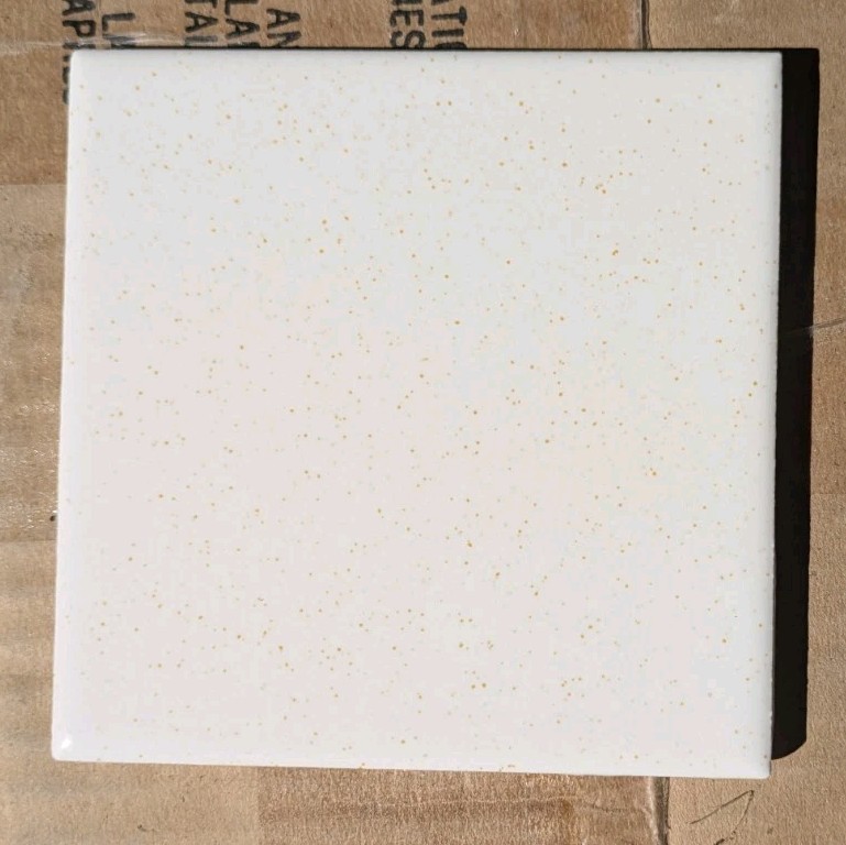 Gold Sparkle Dust on White 4-1/4″ Glossy Speckled Romany Spartan Tile New N-871