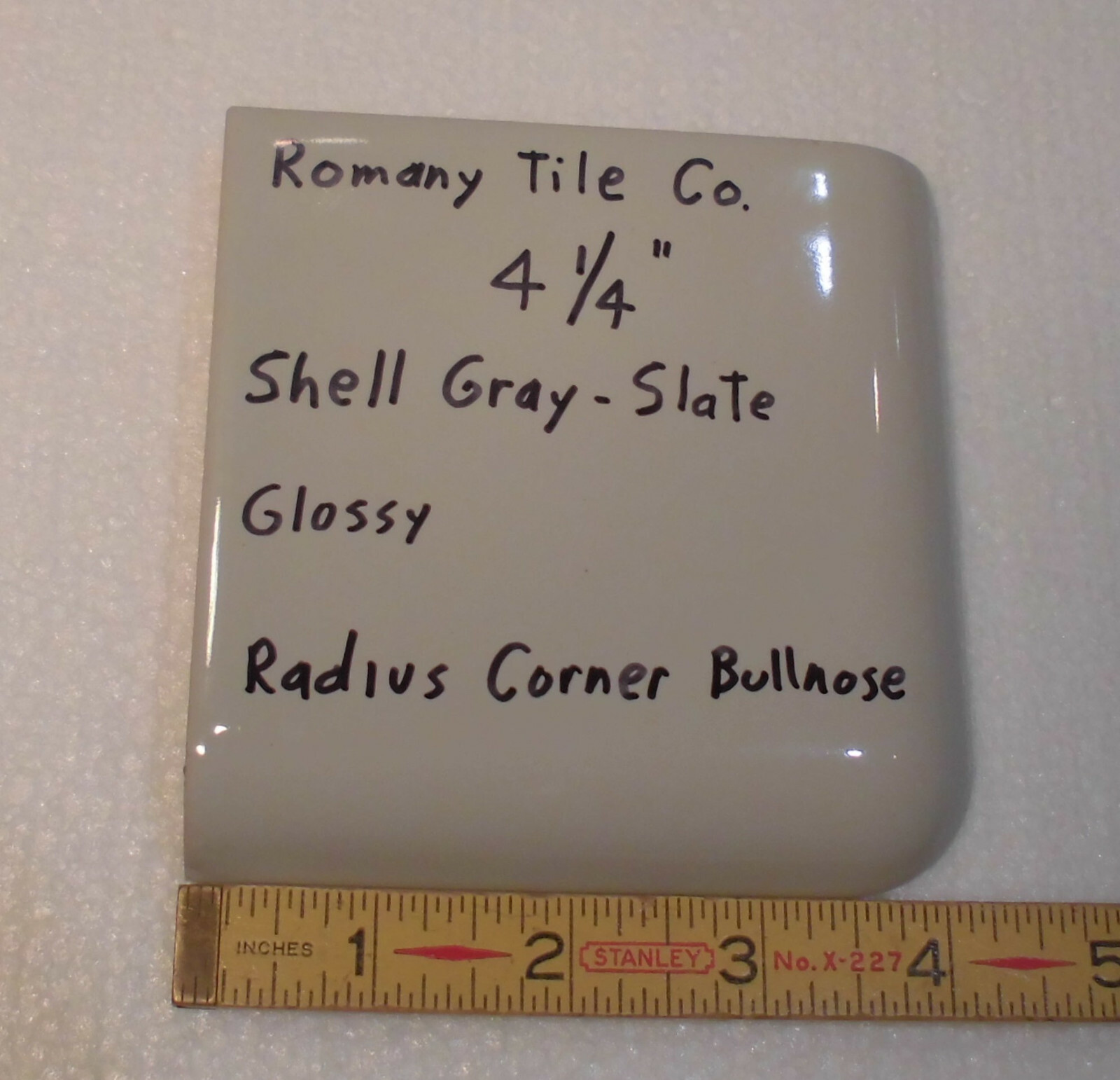 1 pc. Slate / Shell Gray: Radius Corner Bullnose Ceramic Tile 4-1/4″ Glossy, NOS