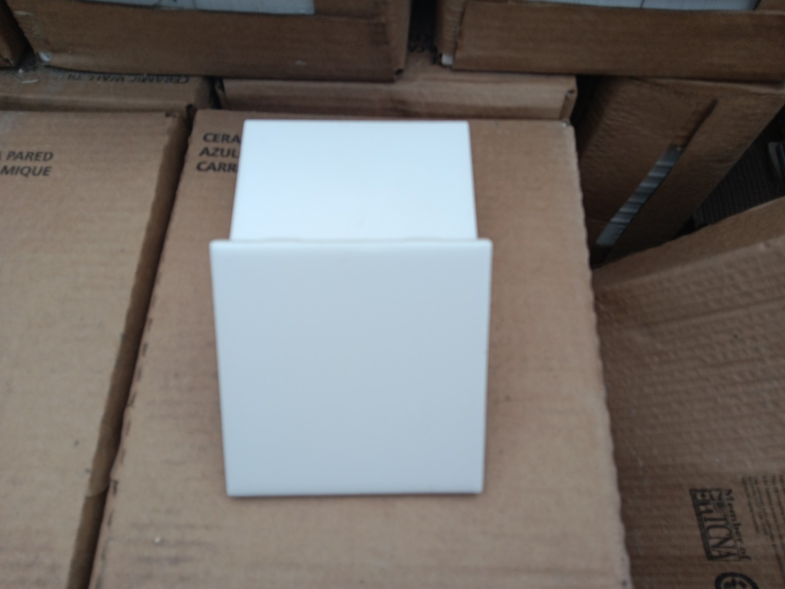 1 Box -50 Tiles (6 ft²) – Matte Artic White 4×4 Ceramic Subway Tile..Vintage
