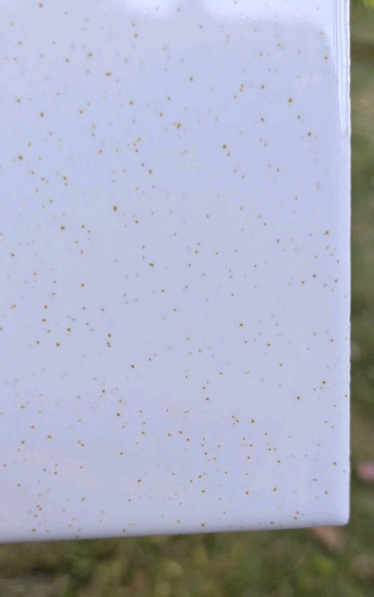 Gold Sparkle Dust on White 4-1/4″ Glossy Speckled Romany Spartan Tile New N-871