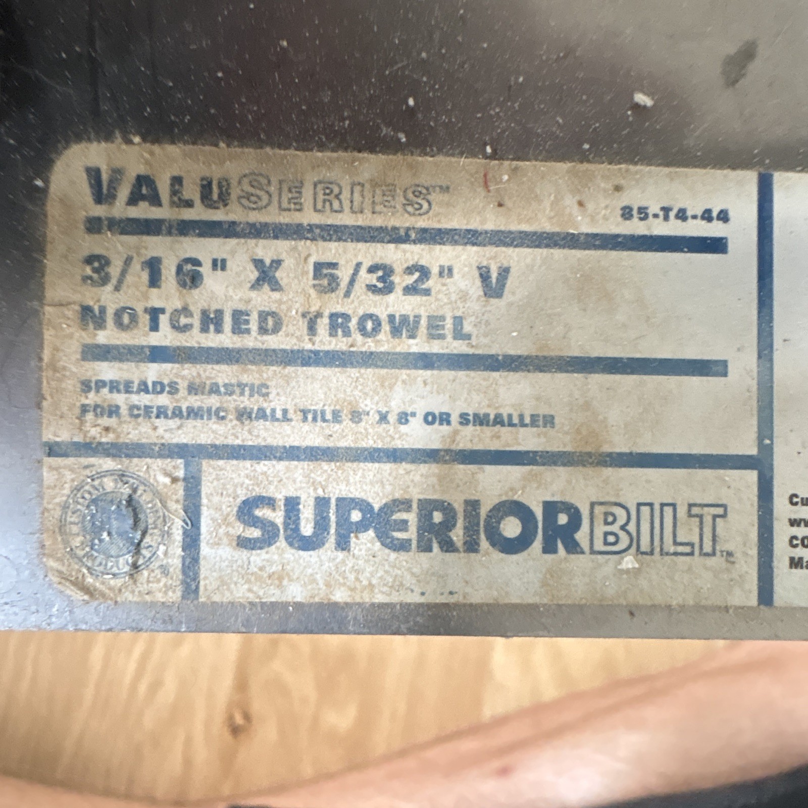 SuperiorBilt ValuSeries V-Notched Trowel 3/16 x 5/32, 2-Pack 85-T4-44