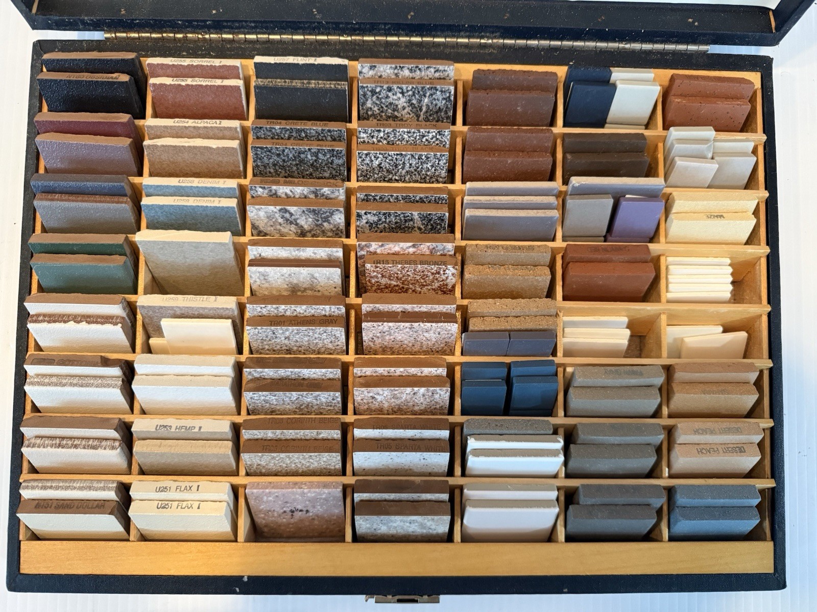 1993 American Olean R123 Color Chest Tile Sample Case 110+ Pieces Nearly Complet