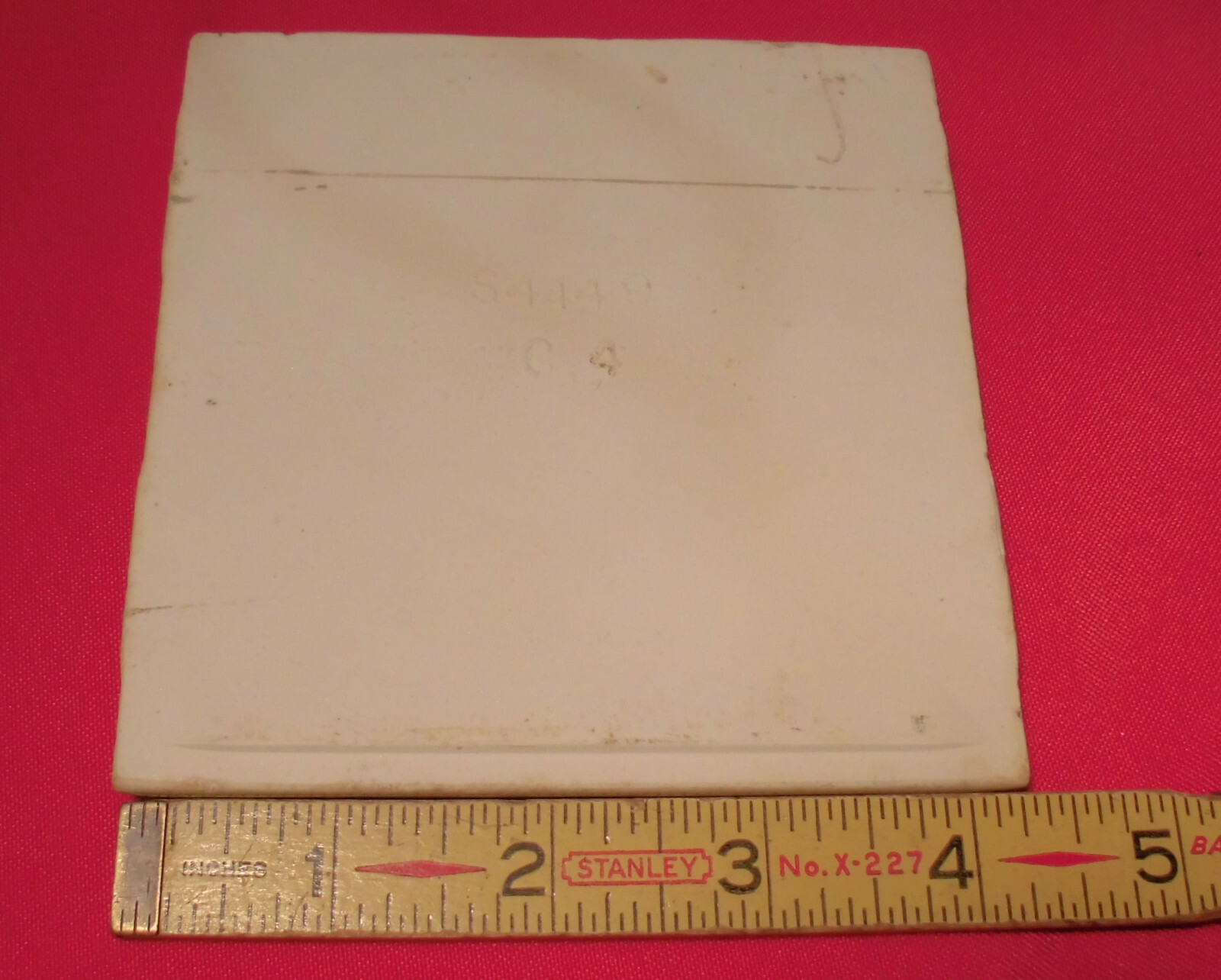 1 pc. *Avocado – Green* Vintage Glossy Ceramic Bullnose Tile 4-5/16” Robertson