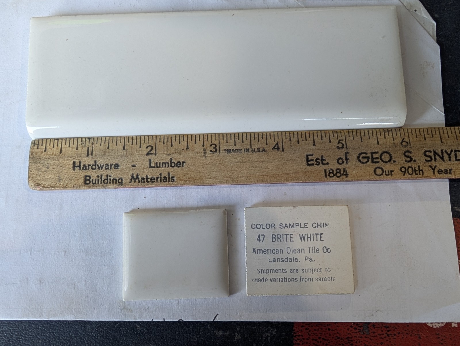 2 pcs American Olean Tile Gloss Brite White #47 S4269 Thin Set Bullnose 2″x6″