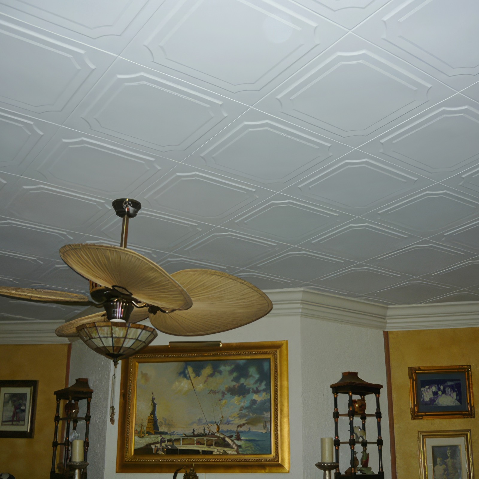 Ceiling Tiles Glue Up Styrofoam 20×20 R8 White Pack of 96 pcs 253 sq ft