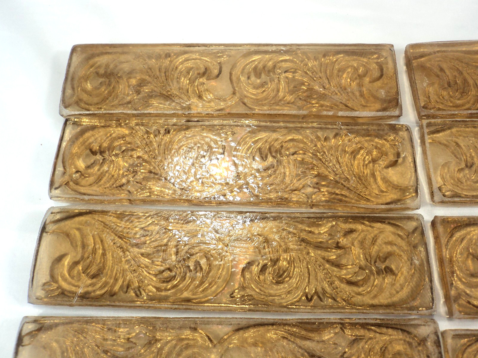 Lot of 13 Daltile Salerno Smoky Topaz Glass Accent Border Tiles 2.5 X 9.75-10’8″