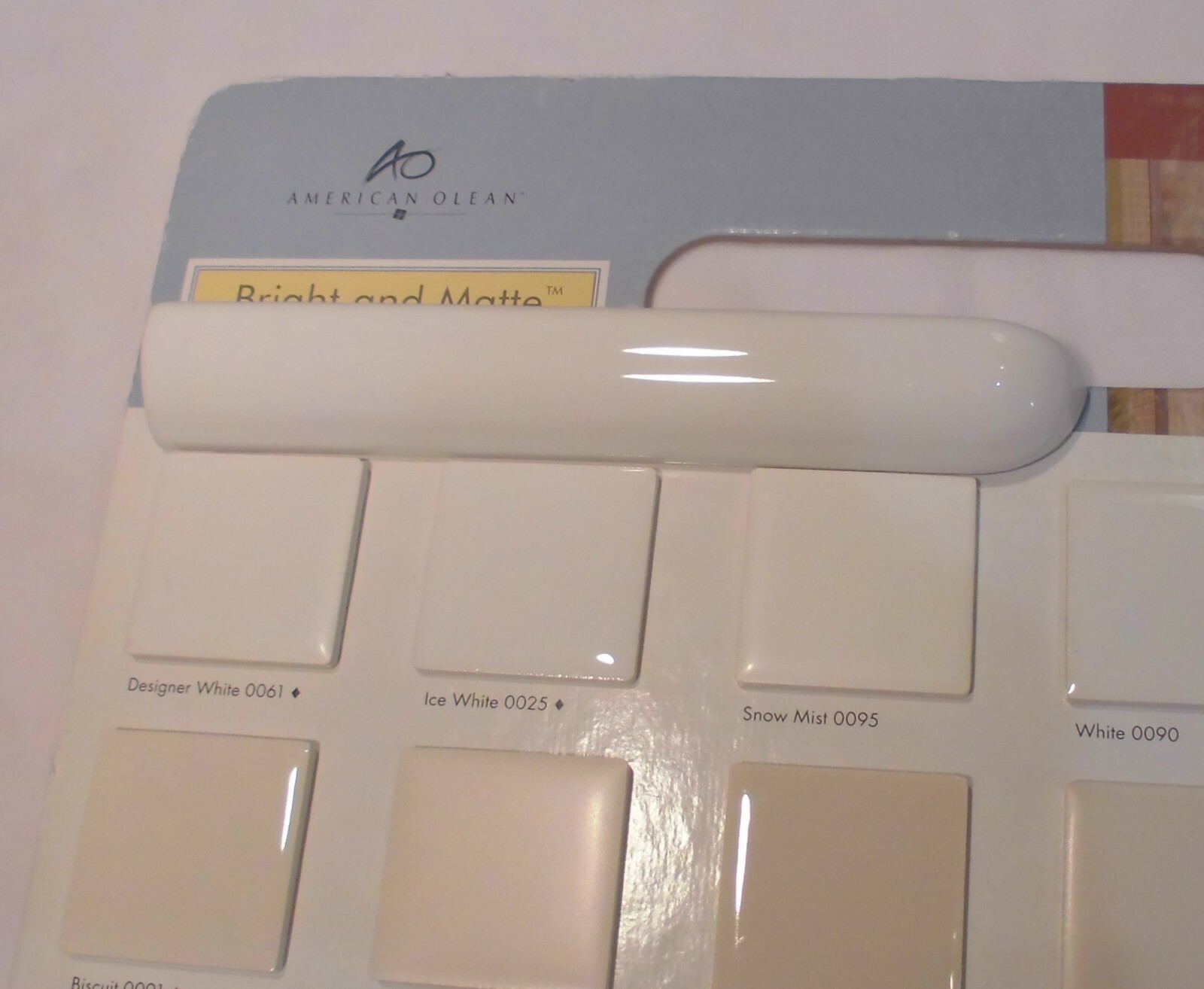 2 pcs. *Gloss White* Ceramic Quarter Round Tiles 1″ X 6″ Finished Corner Beak