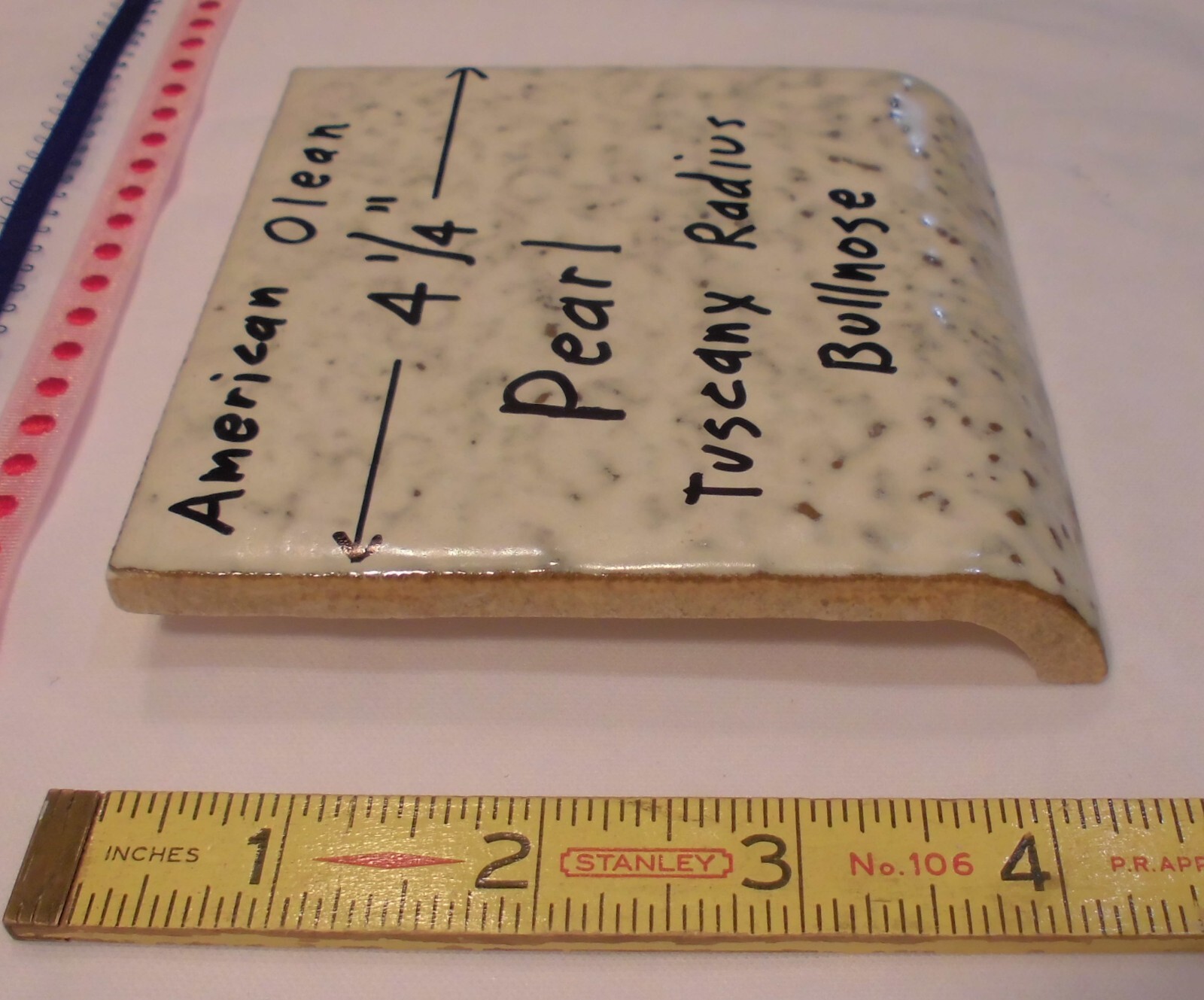1 pc. Pearl #945: 4-1/4″ Ceramic Tile; Tuscany Glaze; by American Olean NOS