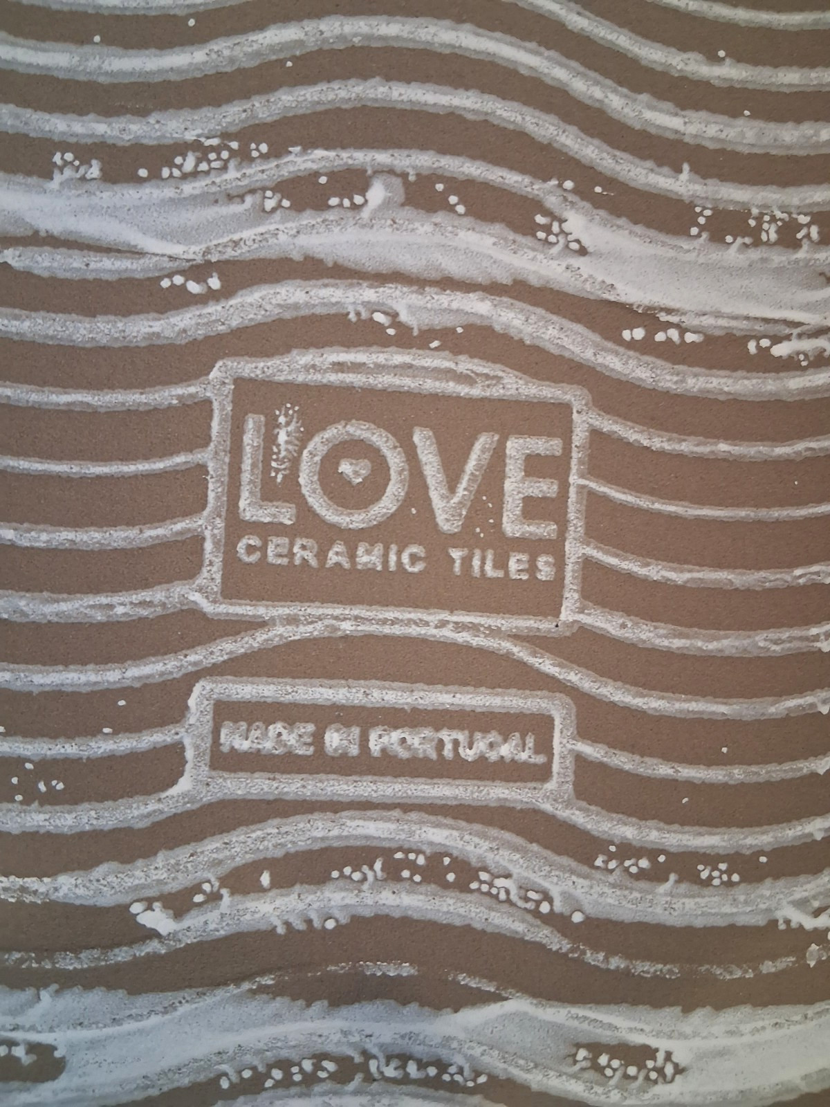 (ONE) 18″ x 18″ Beige LOVE Ceramic Matte LOOK DESIGNED Ceramic Tile, .25 in