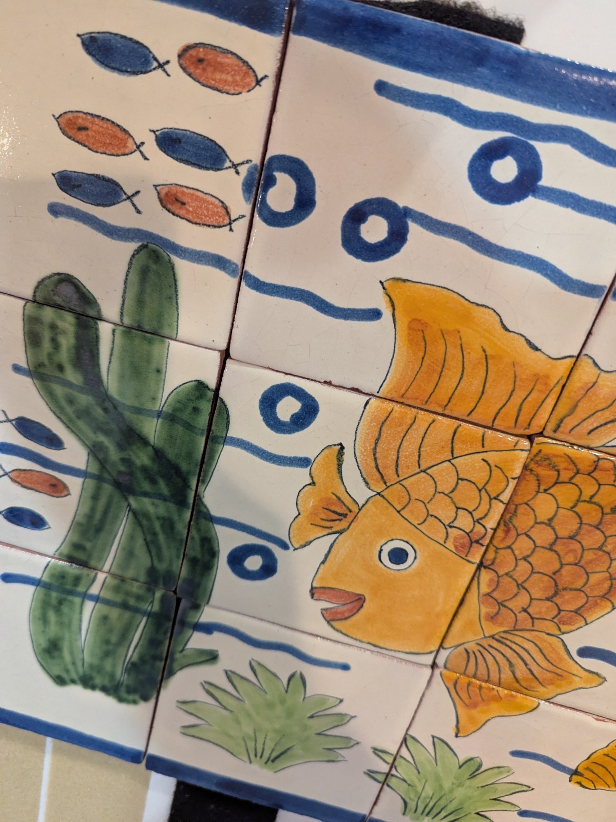 Mexican California Louisville Tile Folk Art Backsplash Hand painted Fish 12 pcs