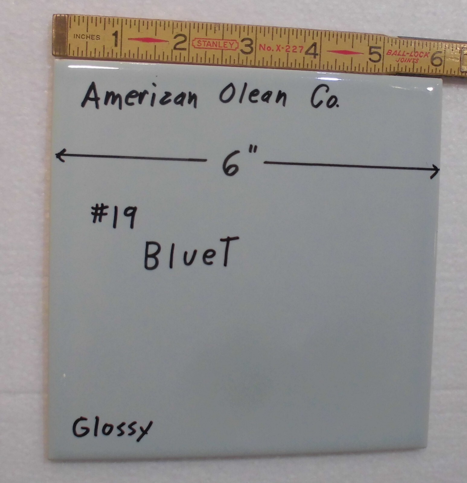 1 pc. 6″ X 6″ Glossy Ceramic Tile *Bluet – Blue* American Olean: with defects