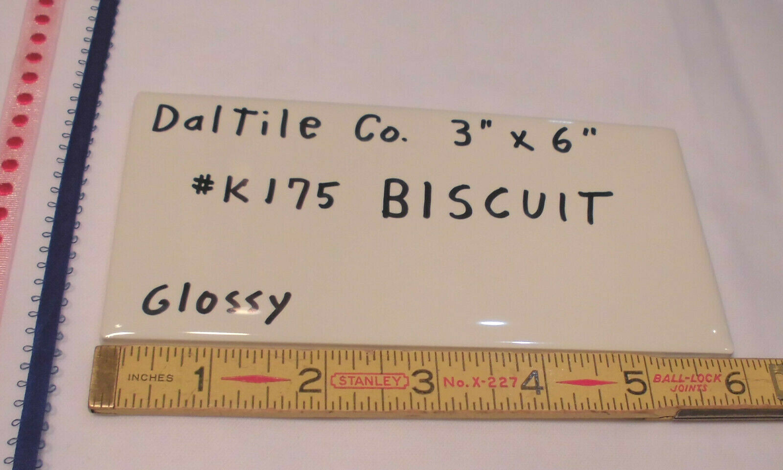 1 pc. Biscuit by Daltile #K175; 3″ X 6″ Glossy Ceramic Tile; New Stock, Mint