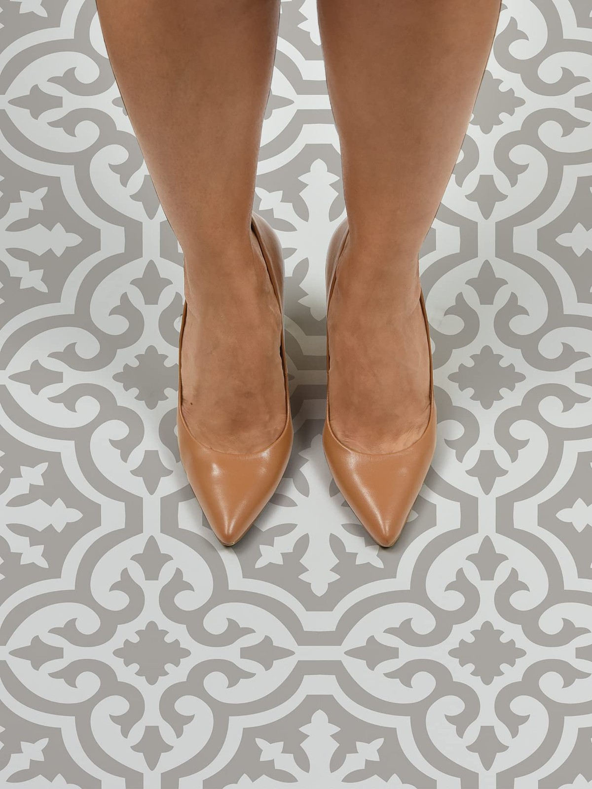 FloorPops FP3895 Emilia Peel & Stick Floor Tiles, 12″L x 12″W x 0.06″T, Gray
