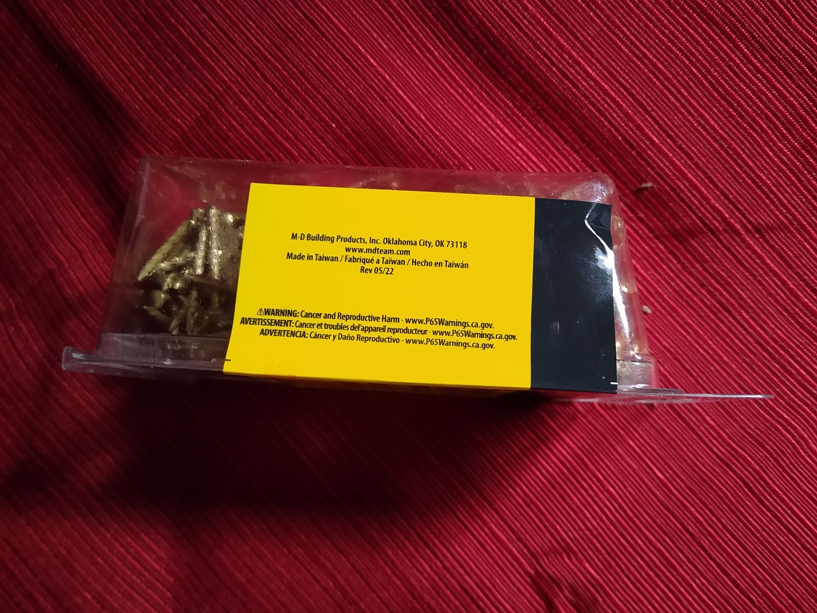 M-D 1-1/4″ Floor Trim Fasteners 1lb pack Brass 95615 – BRAND NEW!