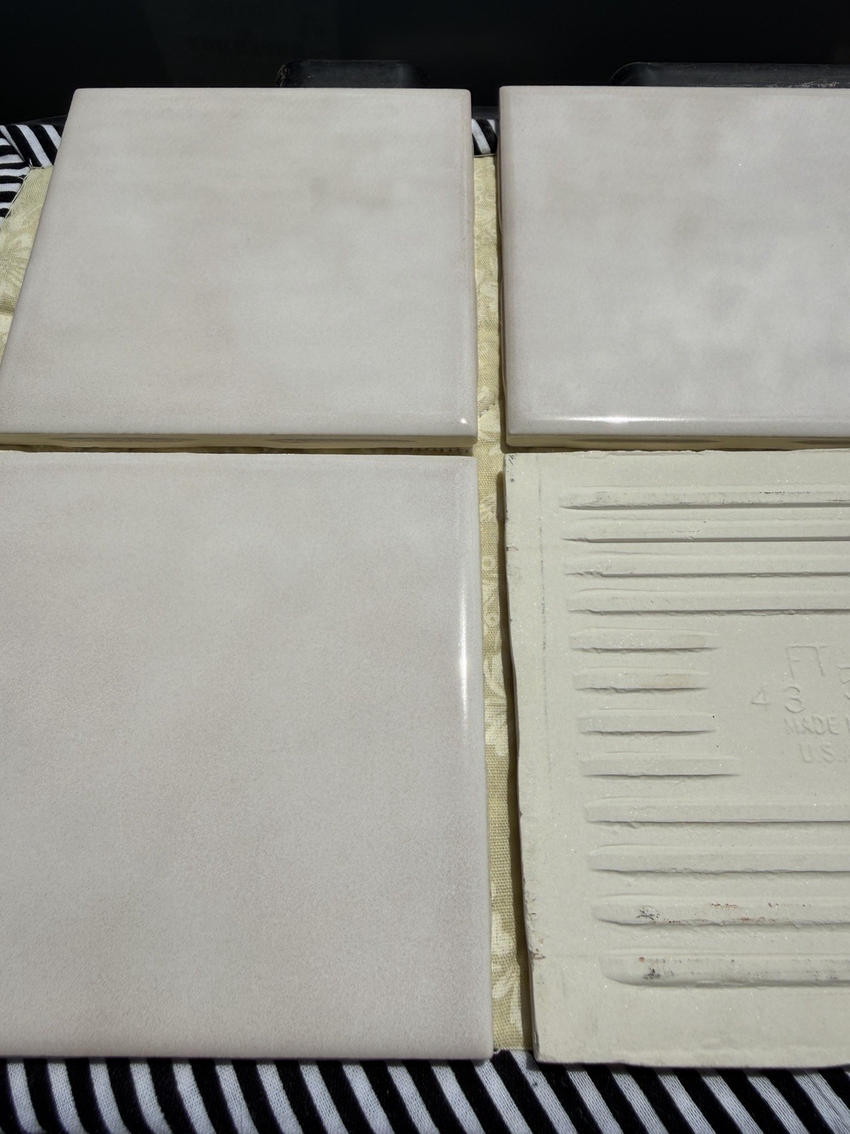Vintage Pale Pink Tile, Smooth Glossy Ceramic Square Tiles, 4 3/8″ x 4 3/8″