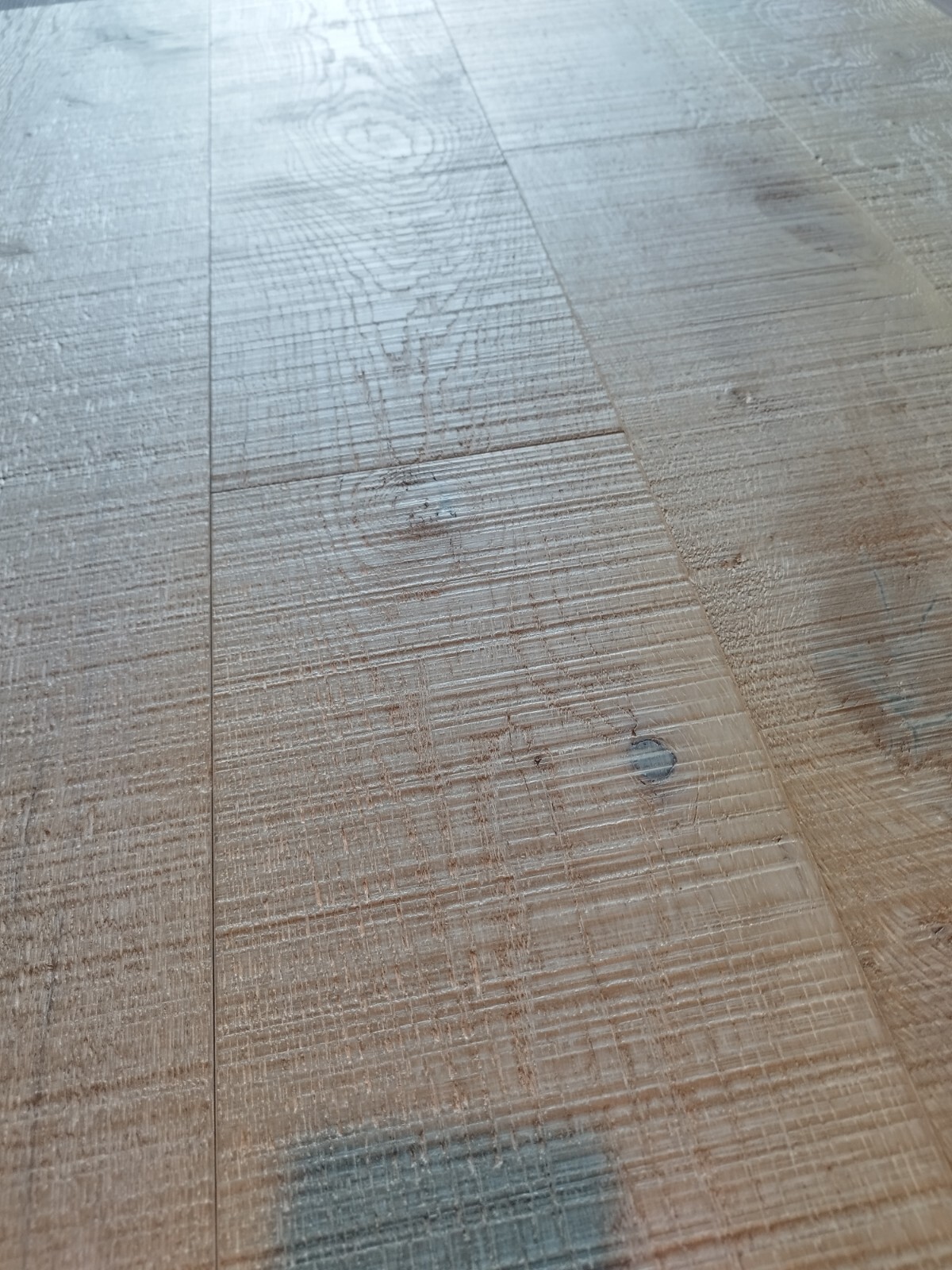 White Oak Prefinished Engineered Flooring 5/8″ x 7 1/2” SAMPLE