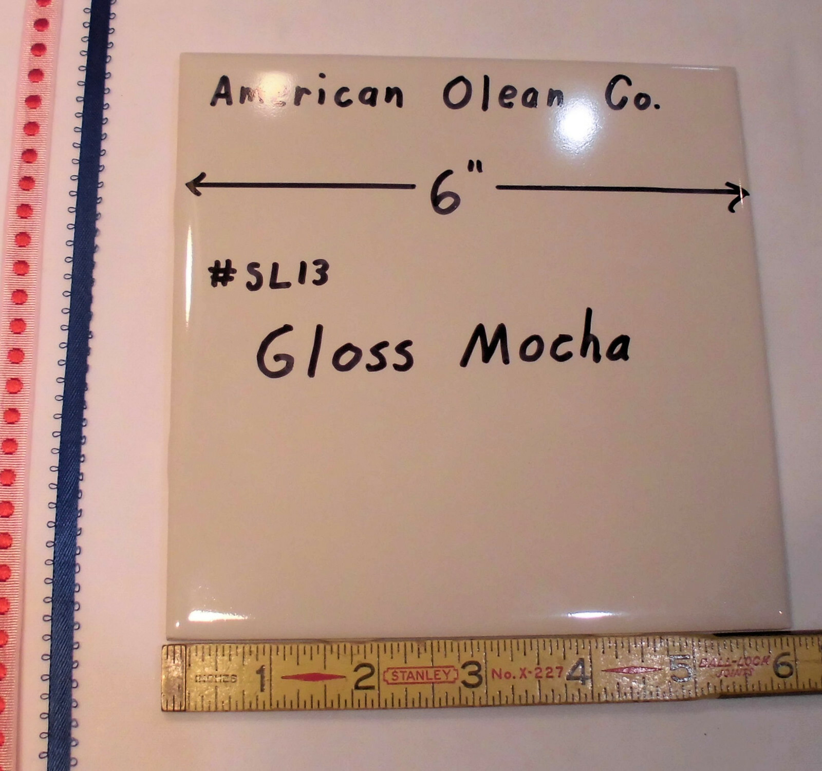 1 pc. 6″ X 6″ Ceramic Tile *Gloss Mocha #SL13* by American Olean; off-white