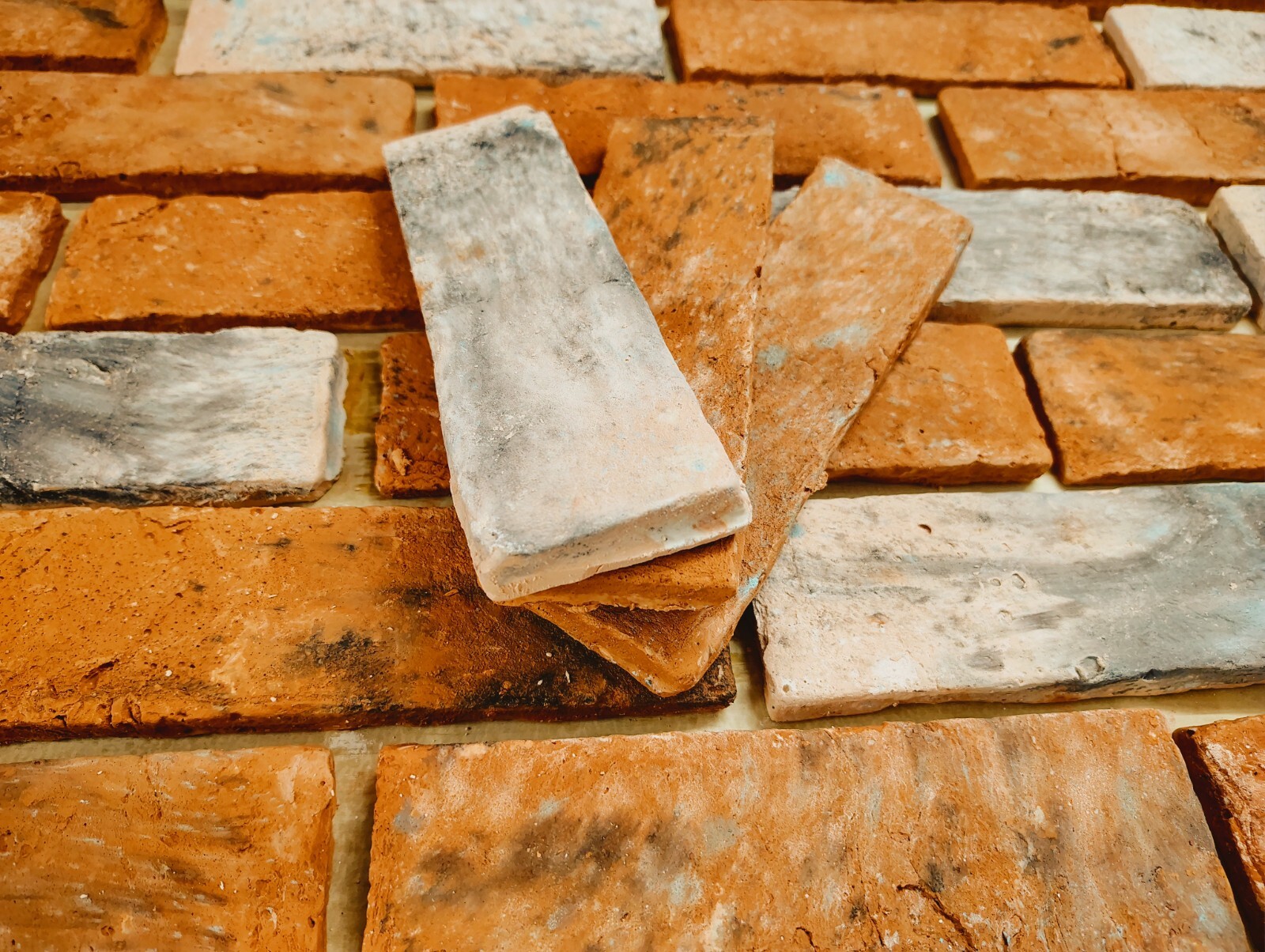 Tiles “Old Roman”. 1 box-120 tiles. Lightweight gypsum eco-tiles. Ready to use