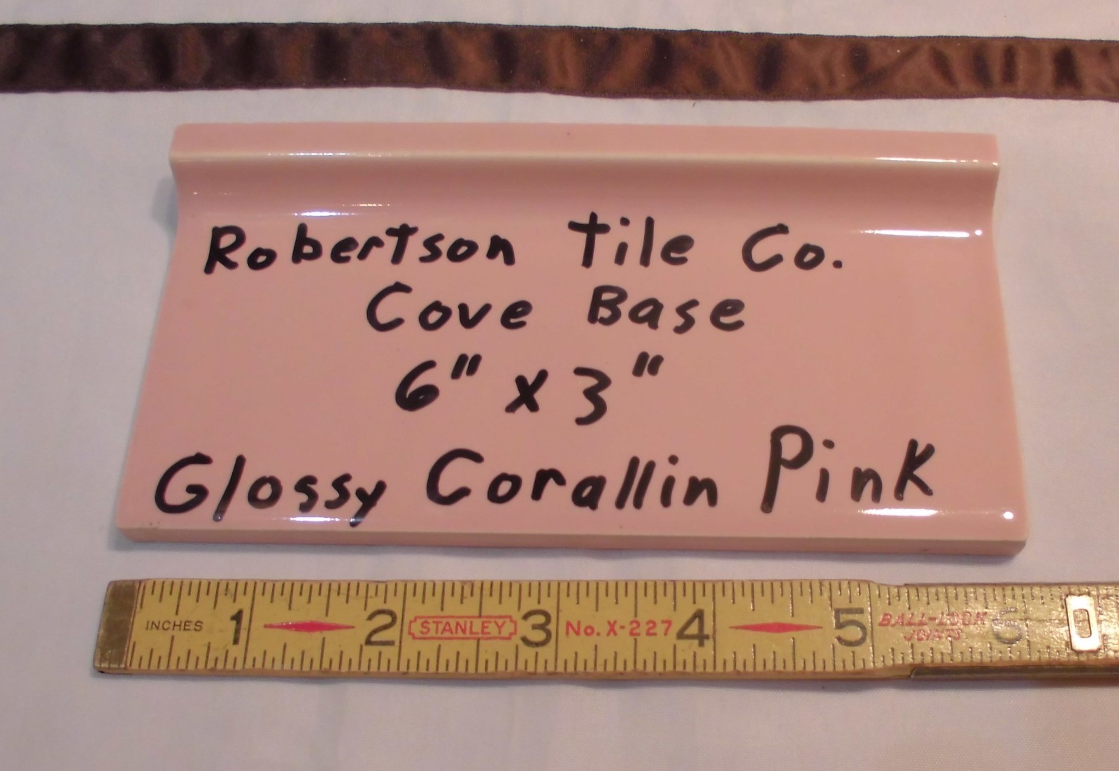1 pc. *Corallin Pink* stack-on base/cove Ceramic Tile by Robertson Co. 3″ X 6″