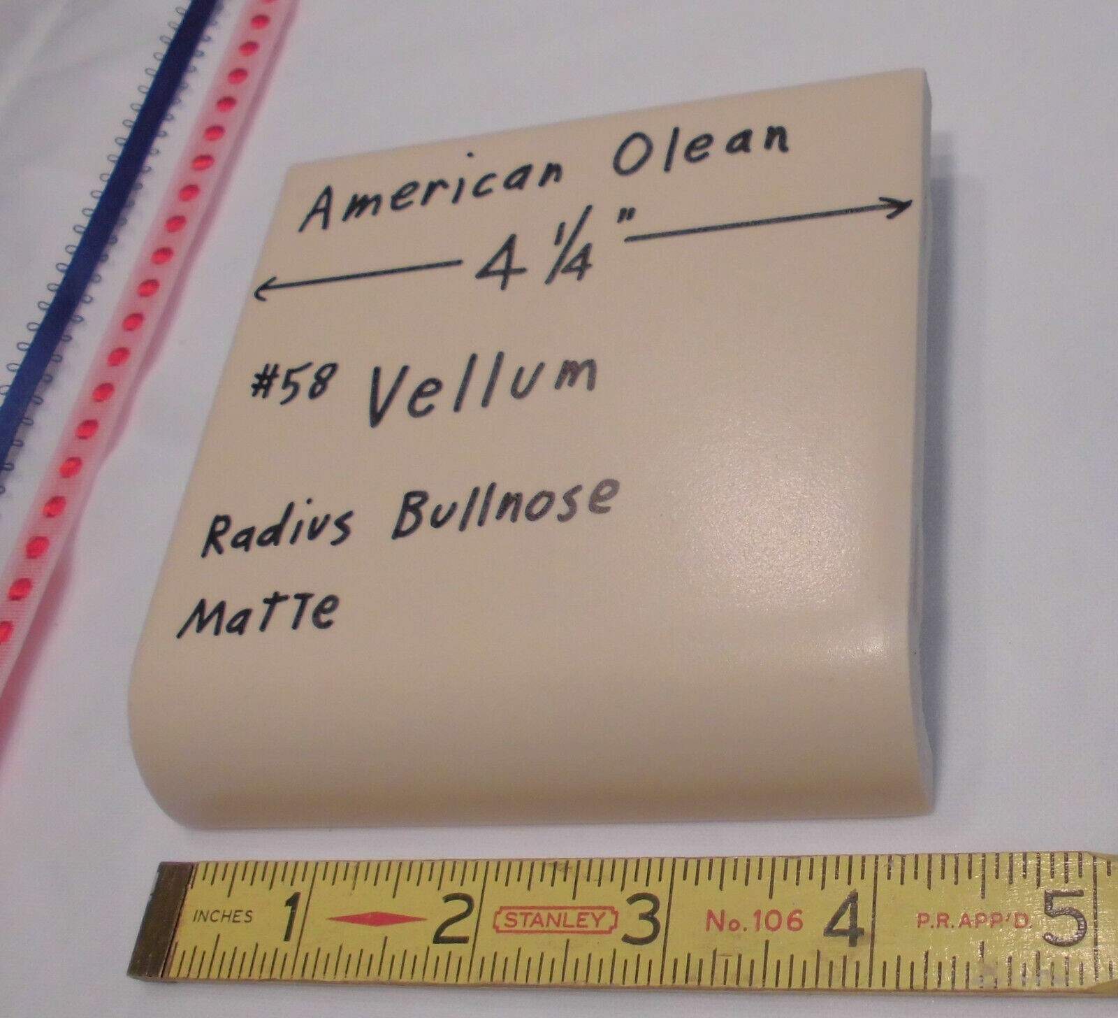 1 pc. Vellum – Tan: Matte Radius Bullnose Ceramic Tile 4-1/4″ American Olean