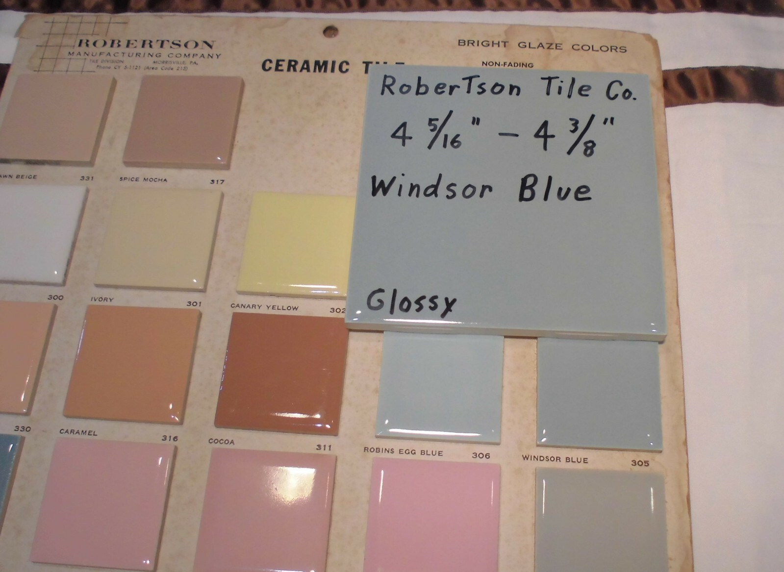 1 pc. Vintage *Windsor Blue* Glossy Ceramic Tile 4-5/16″- 4-3/8″ Robertson Co.