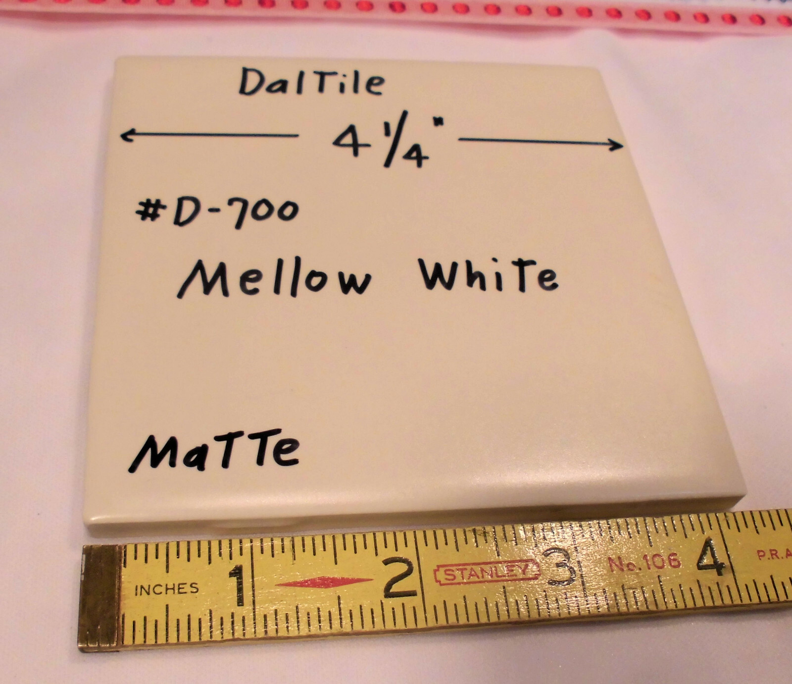 1 pc. Mellow White: Matte Ceramic Tile by Daltile #D-700; 4-1/4″ Discontinued