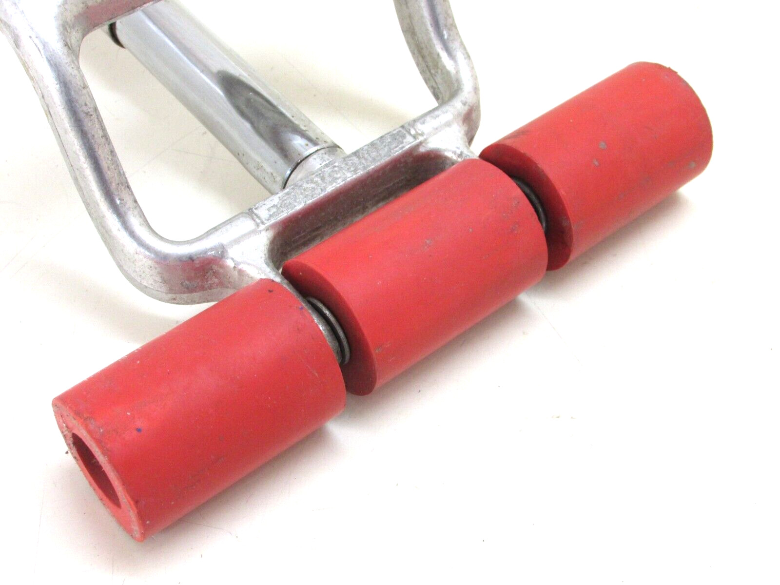 QLT by MARSHALLTOWN 7-1/2″ FLOORING ROLLER, EXTENDS FROM 17″-27″