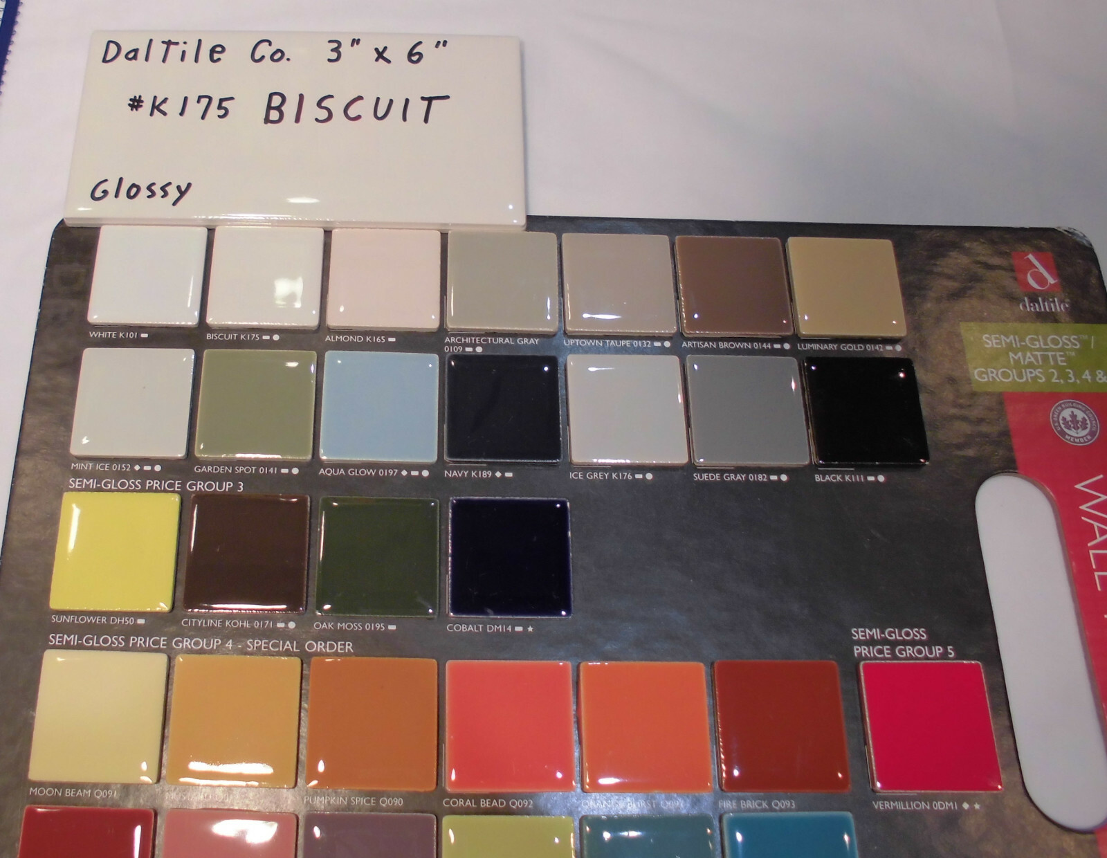 1 pc. Biscuit by Daltile #K175; 3″ X 6″ Glossy Ceramic Tile; New Stock, Mint