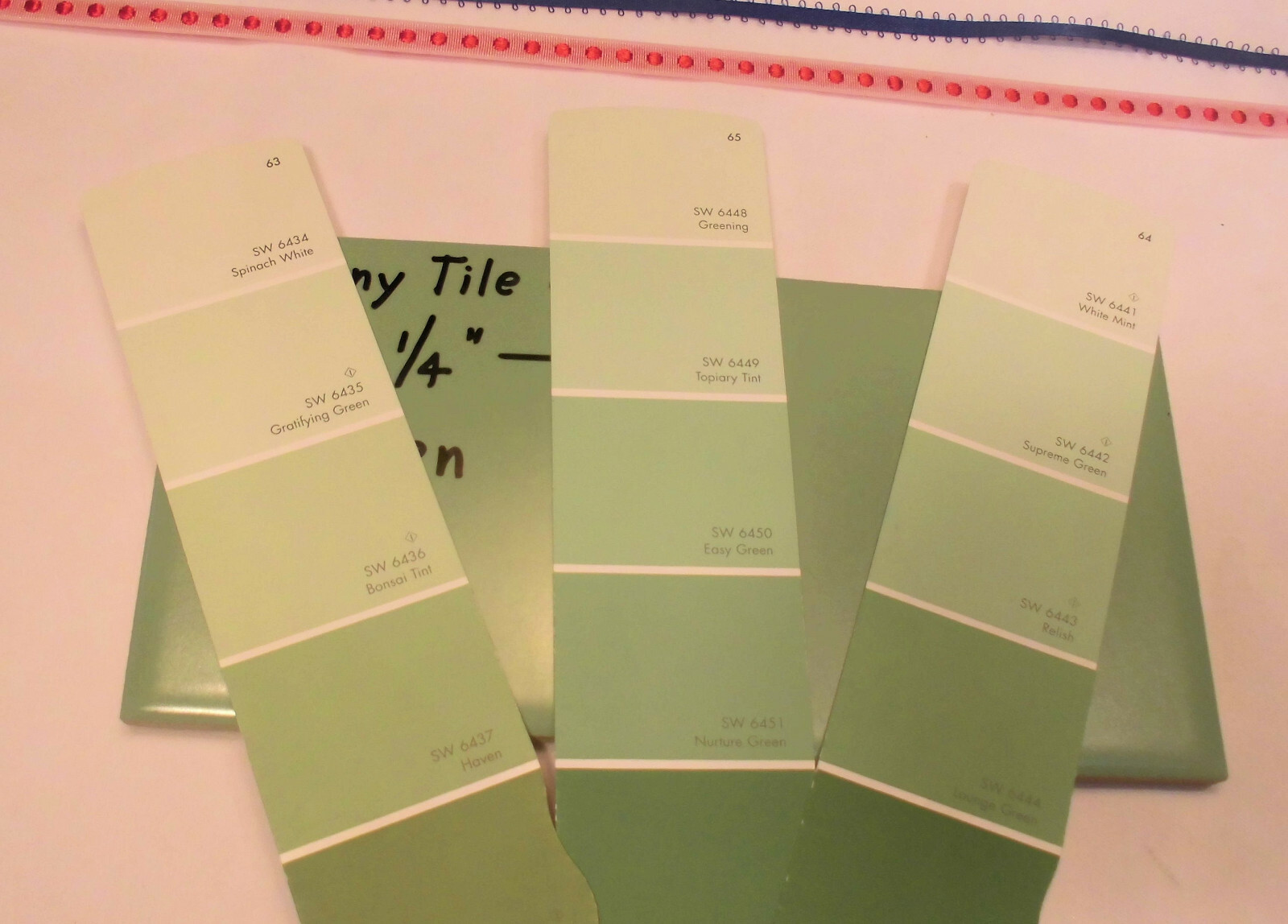 1 pc. Matte Ceramic Tile *Green* by The Romany Tile Co. 4-5/16″ Vintage NOS