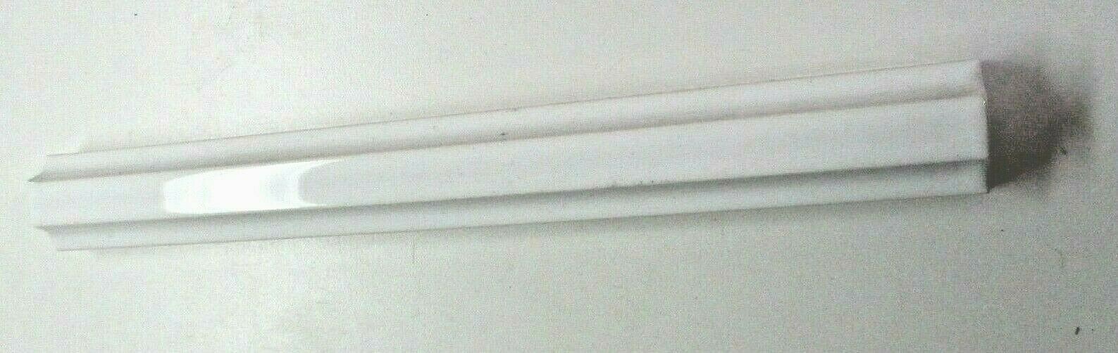 1 Tile Ceramic Porcelain 7-7/8″ Glossy White Trim Wall Accent Border Cap Vintage