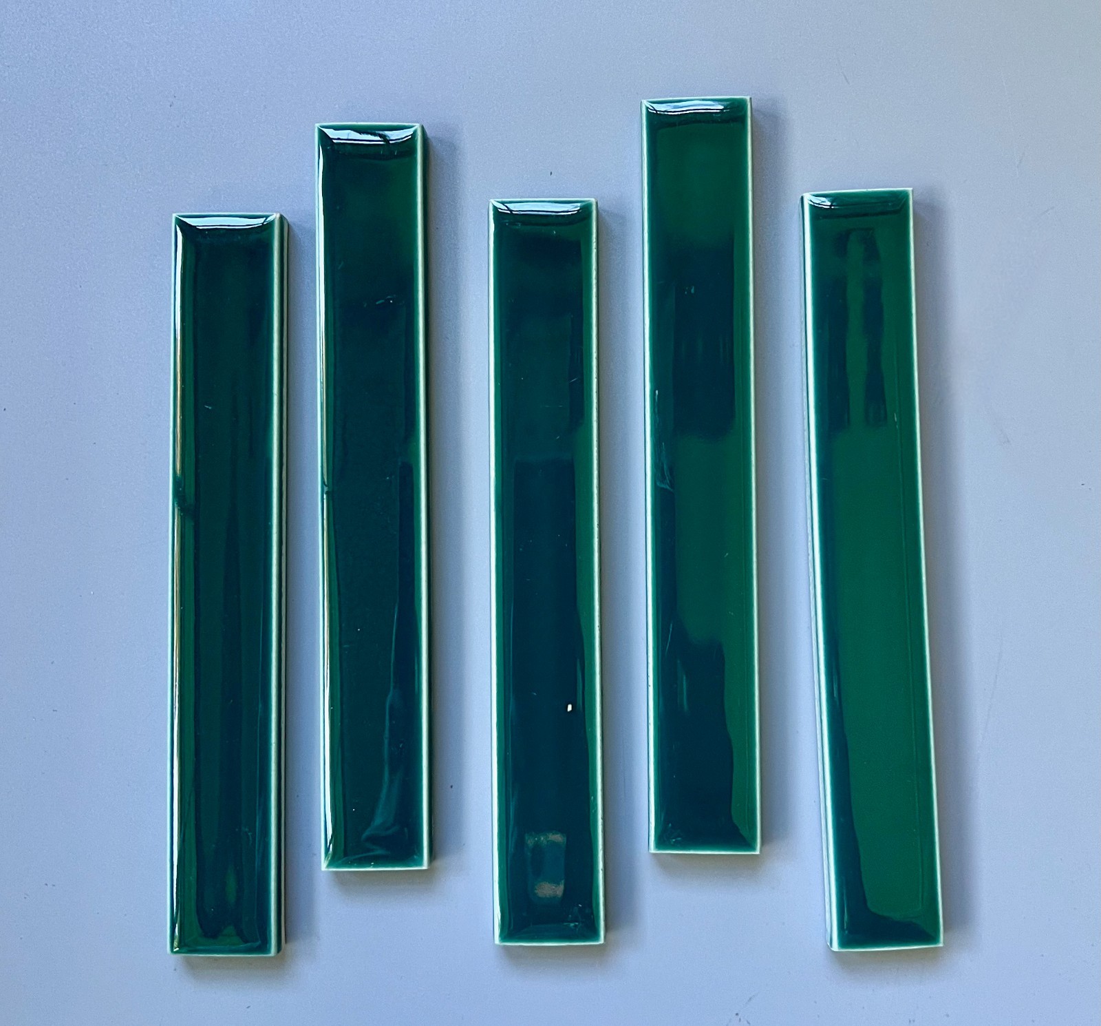 (5) Vtg Pratt Larson Green Gloss Ceramic Art Tiles 1×6 Bullnose Border Trim Lot