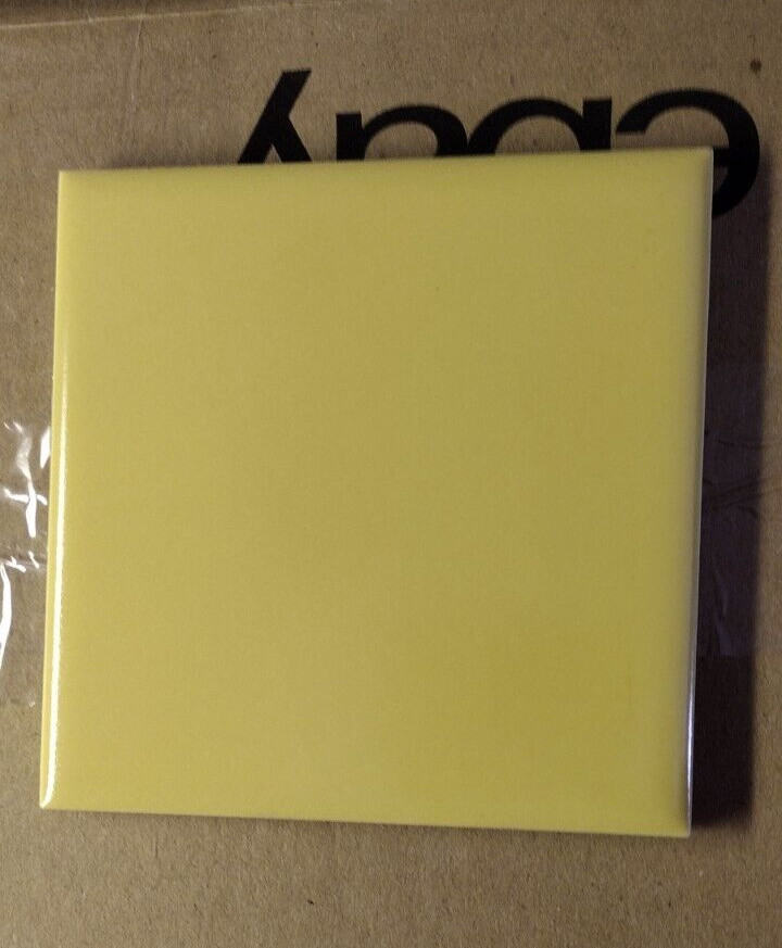 1 Wall Tile Mosaic USA 4-3/8″ Square Semi Gloss Mustard Yellow Ceramic 1950 Vtg