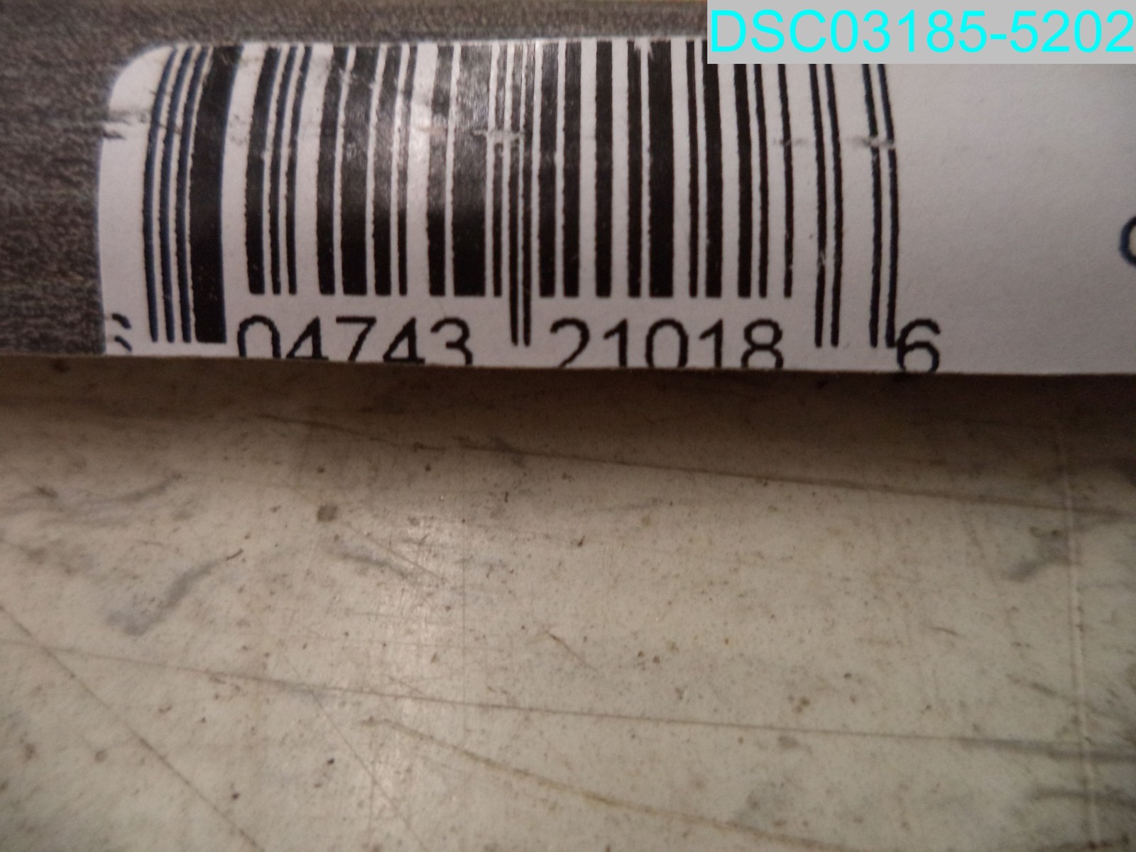 QTY=10: PERFORMANCE Charcoal 5/8″T x 3/4 “W x 94-1/2” L Quarter Round MQND05712