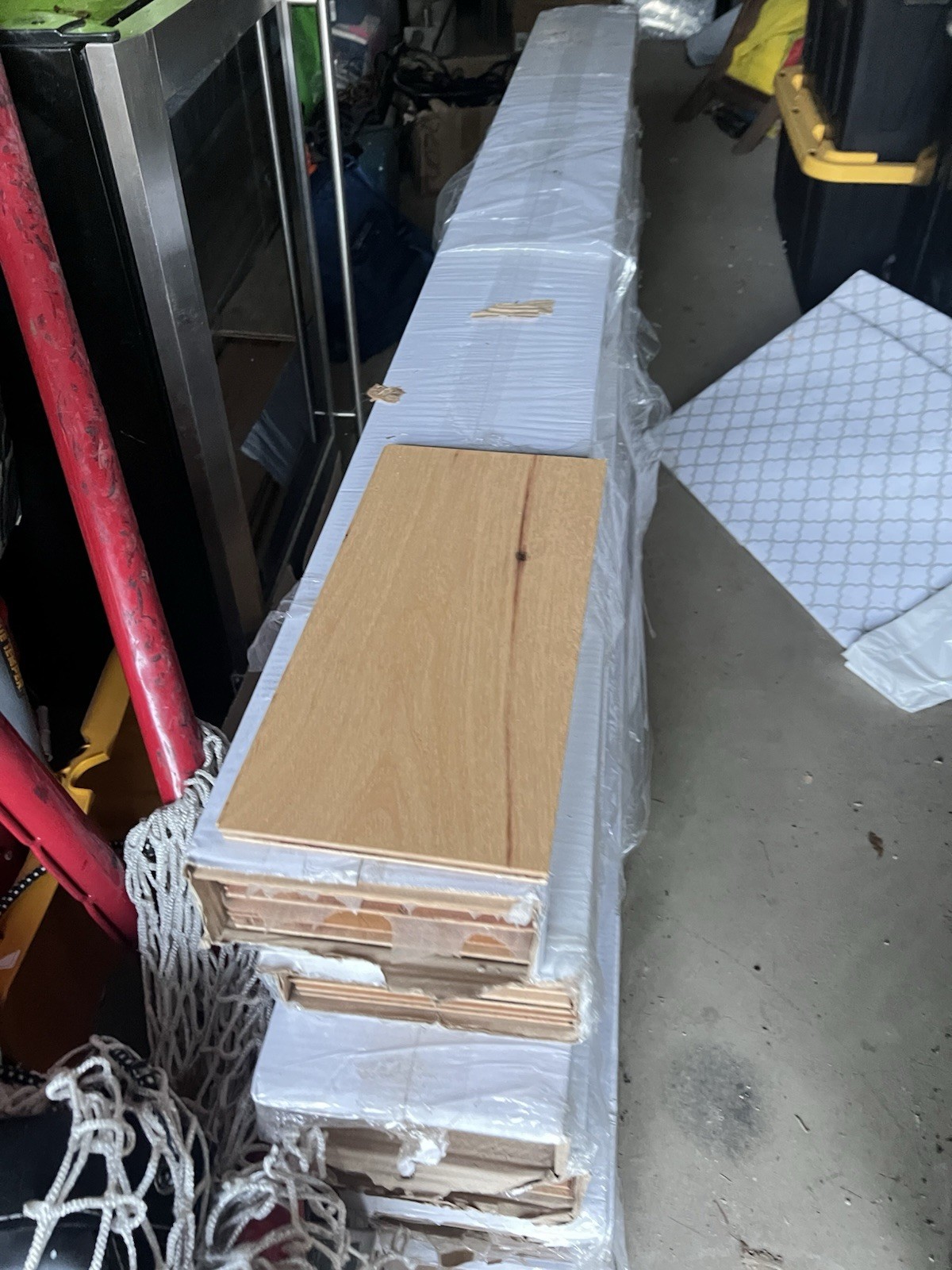 Mannington Latitude Forest Park Natural Hickory Engineered 7.5×83 Wire Brushed