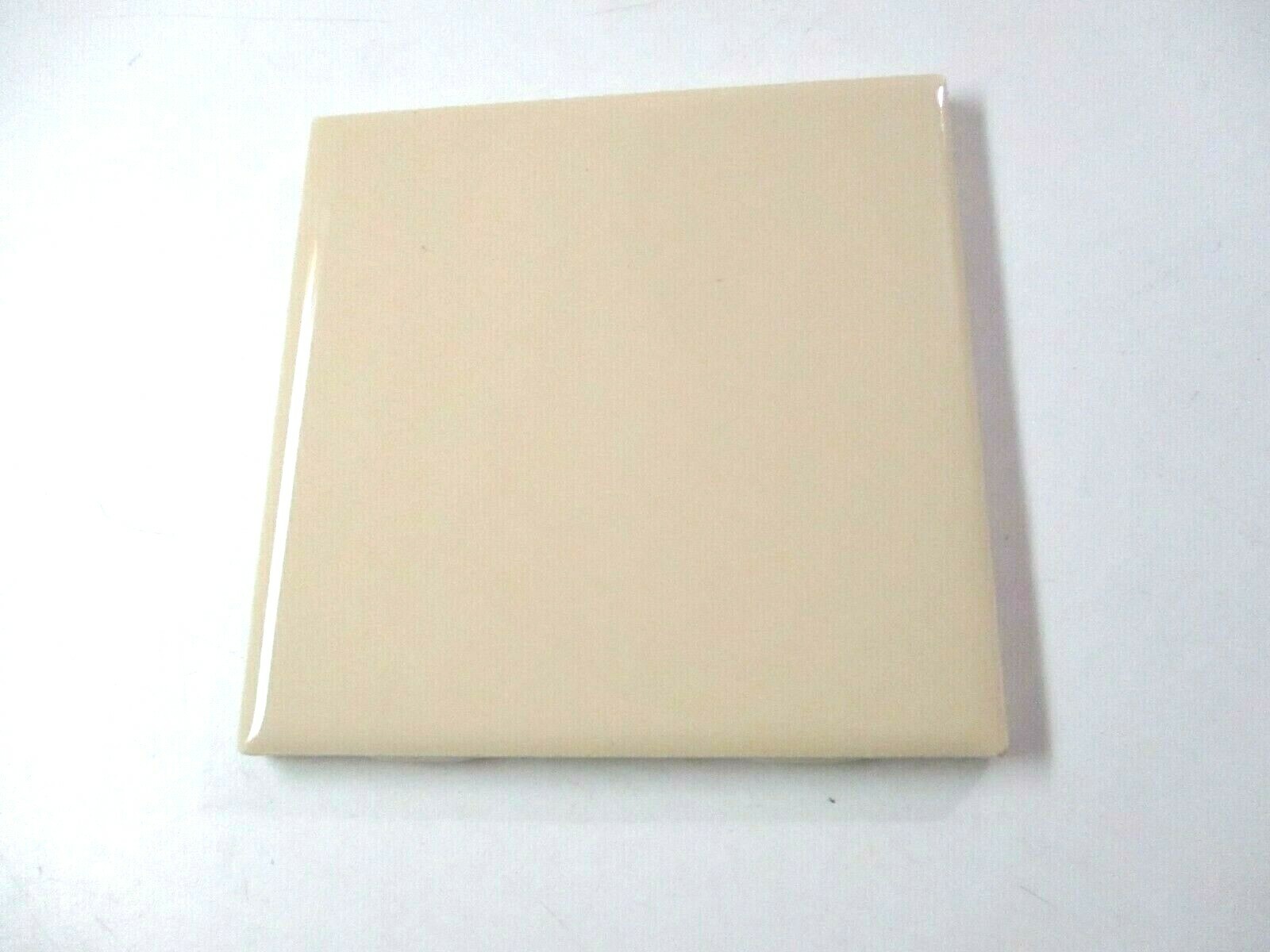 1 Wall Tile AO American Olean 4-1/4″ Ceramic 0024 Bright Gloss Maize Corn Yellow