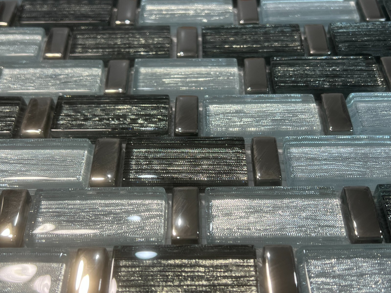 NY29 Silver/Gray Glass Rectangle Mosaic Tile Kitchen Bathroom Backsplash